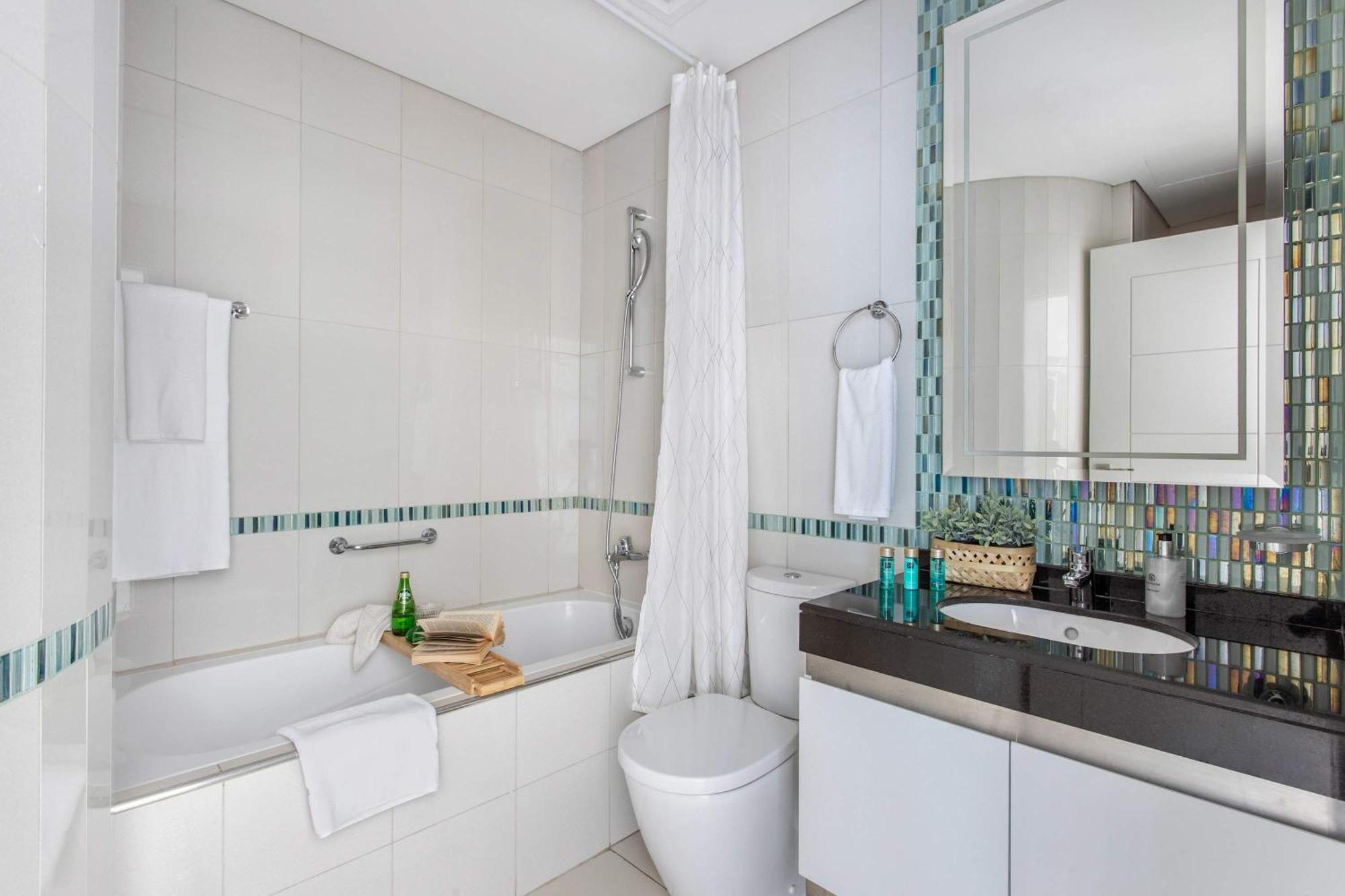 Frank Porter - Damac Heights Dubai