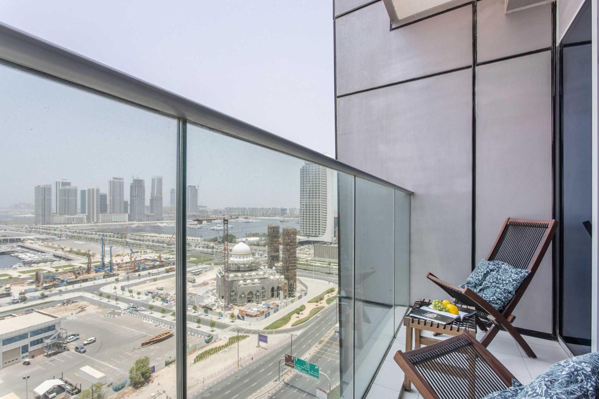Frank Porter - Damac Heights Apartment