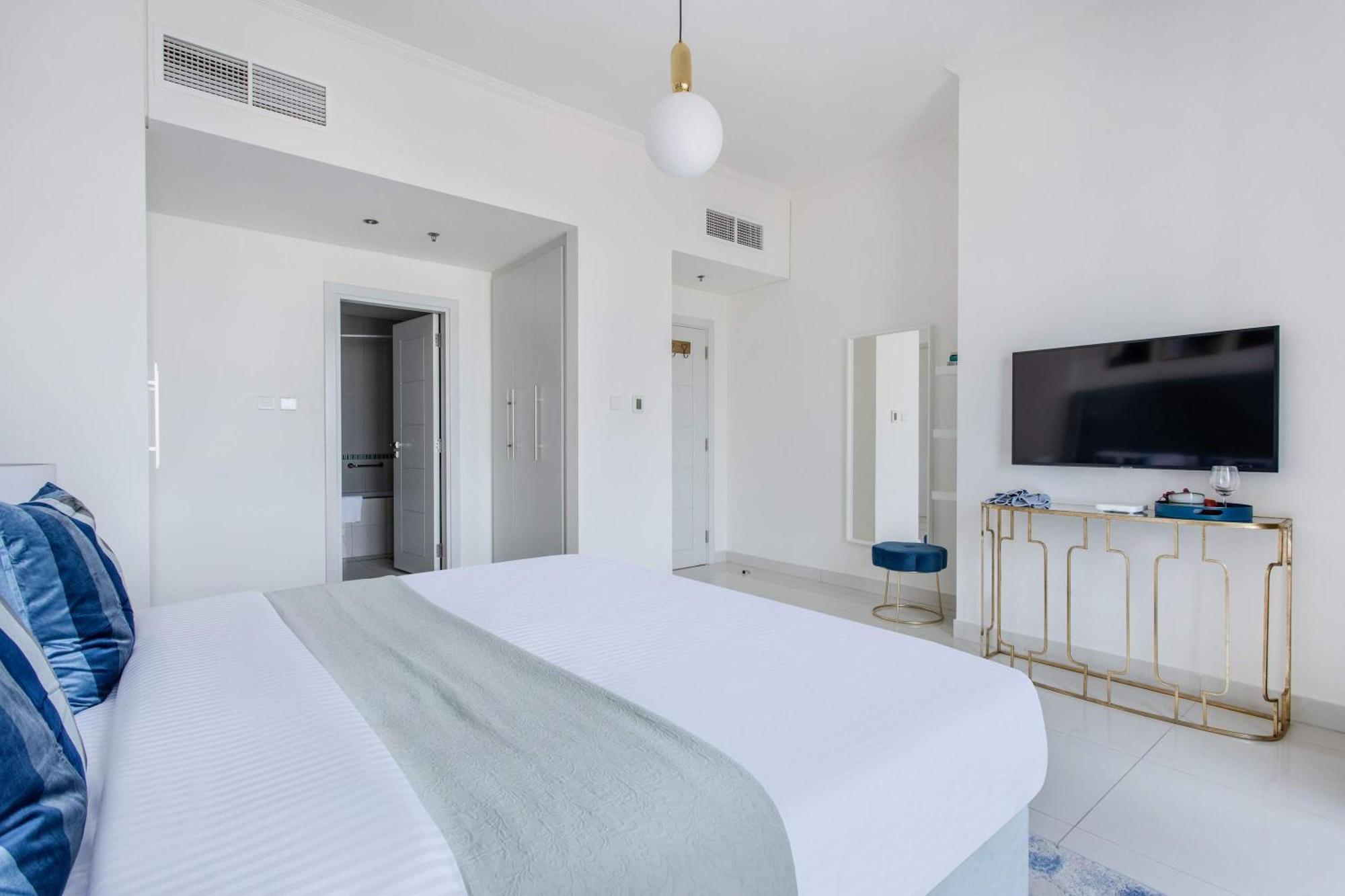 Apartment Frank Porter - Damac Heights