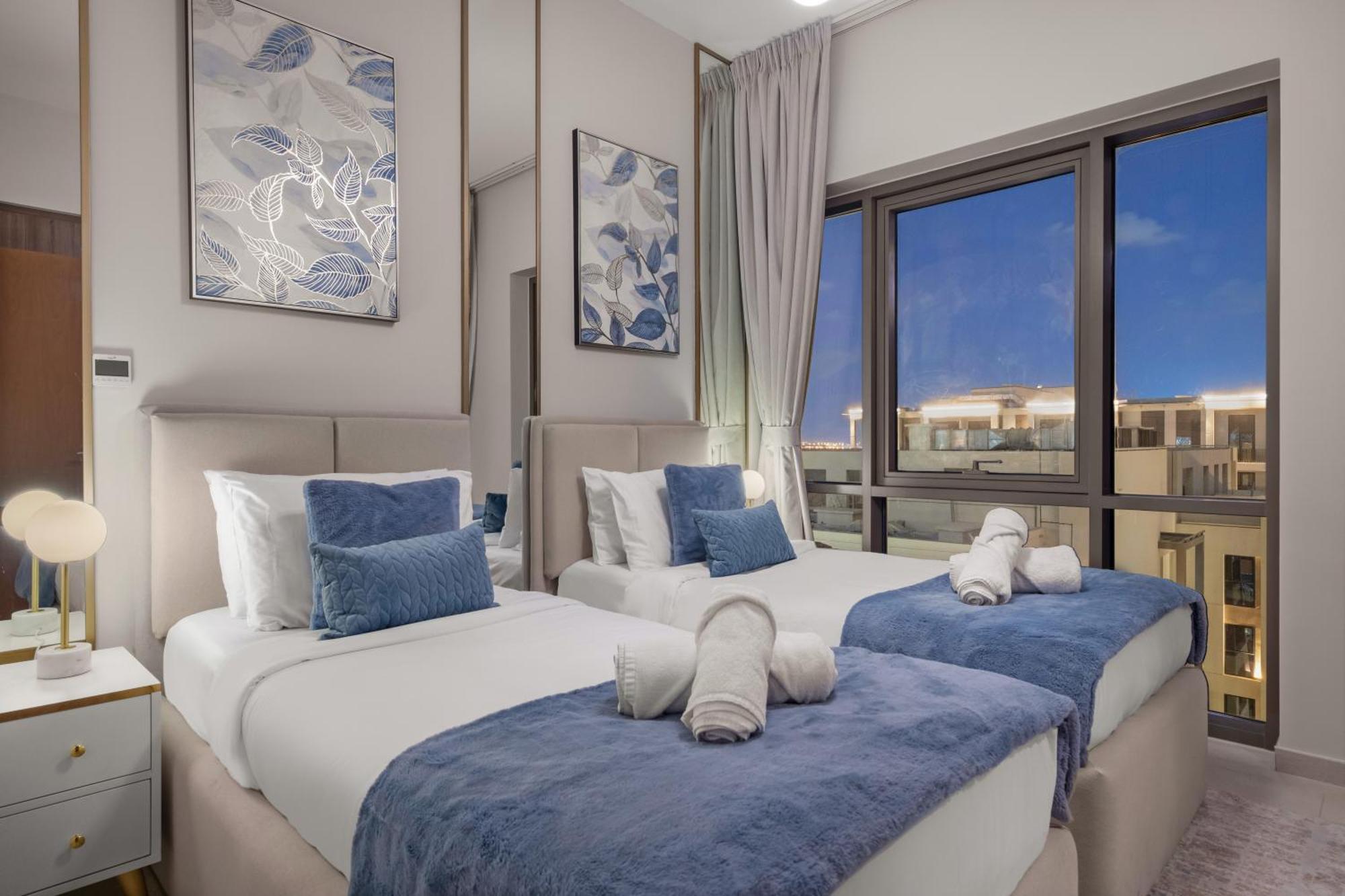 Deluxe 2br In Creek Harbour With Private Beach Access Dubai