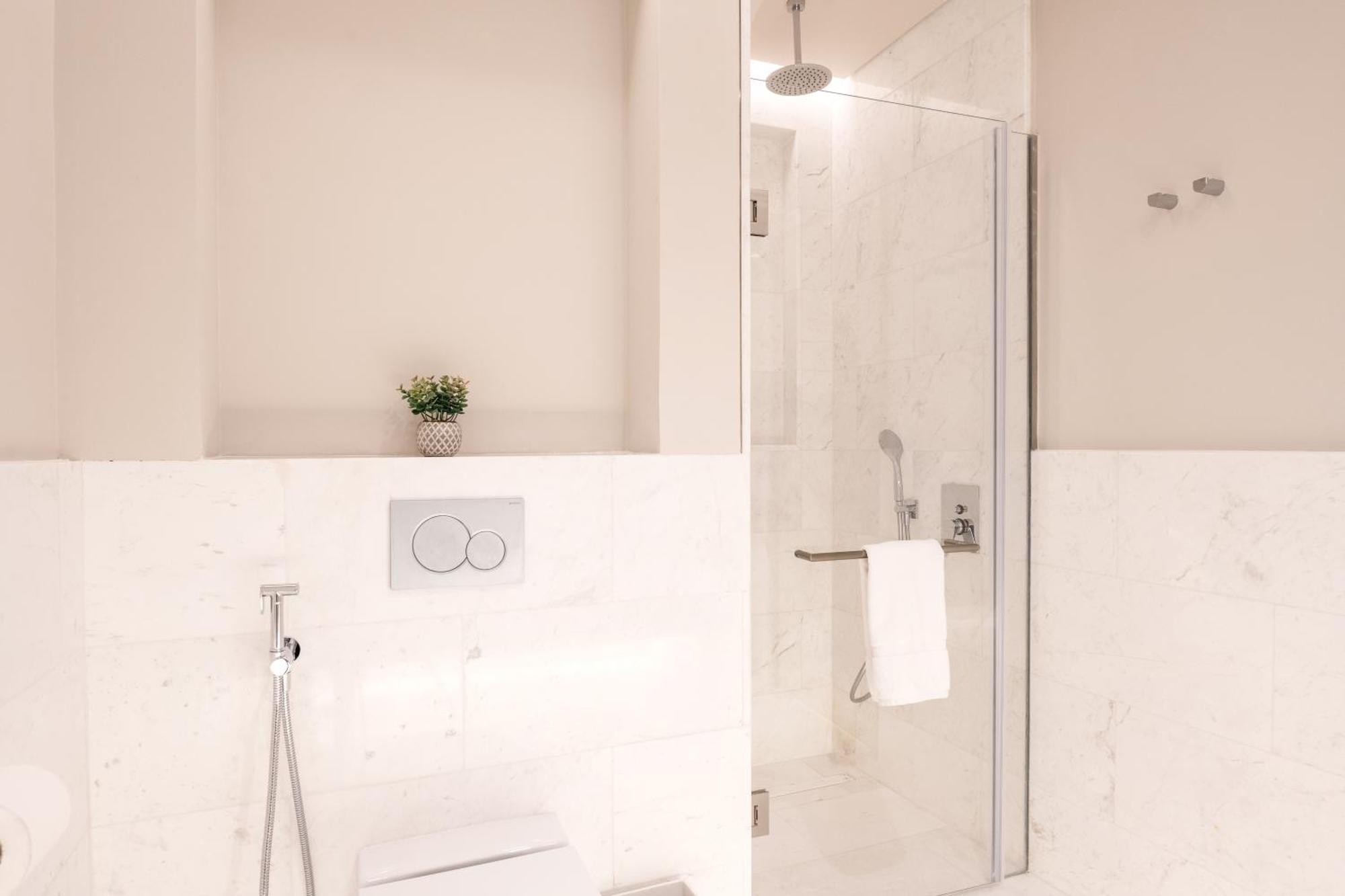 Ultra Luxury Palm Tower With Shared 5 Star Facilities By Qstay Aparthotel Dubai