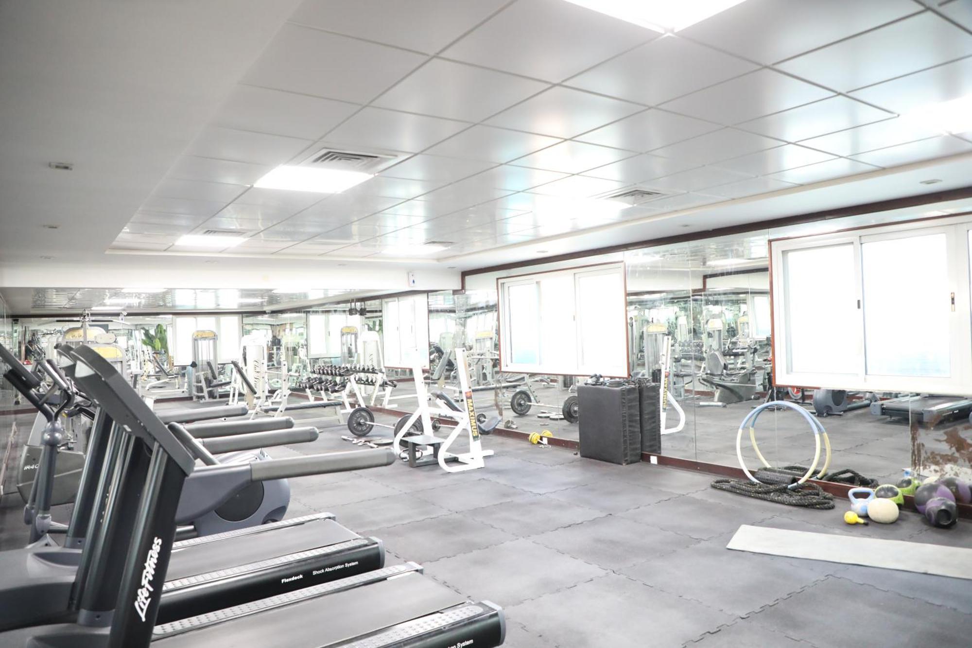 Wescott Plaza Llc Formerly West Zone Plaza Apts Aparthotel Dubai
