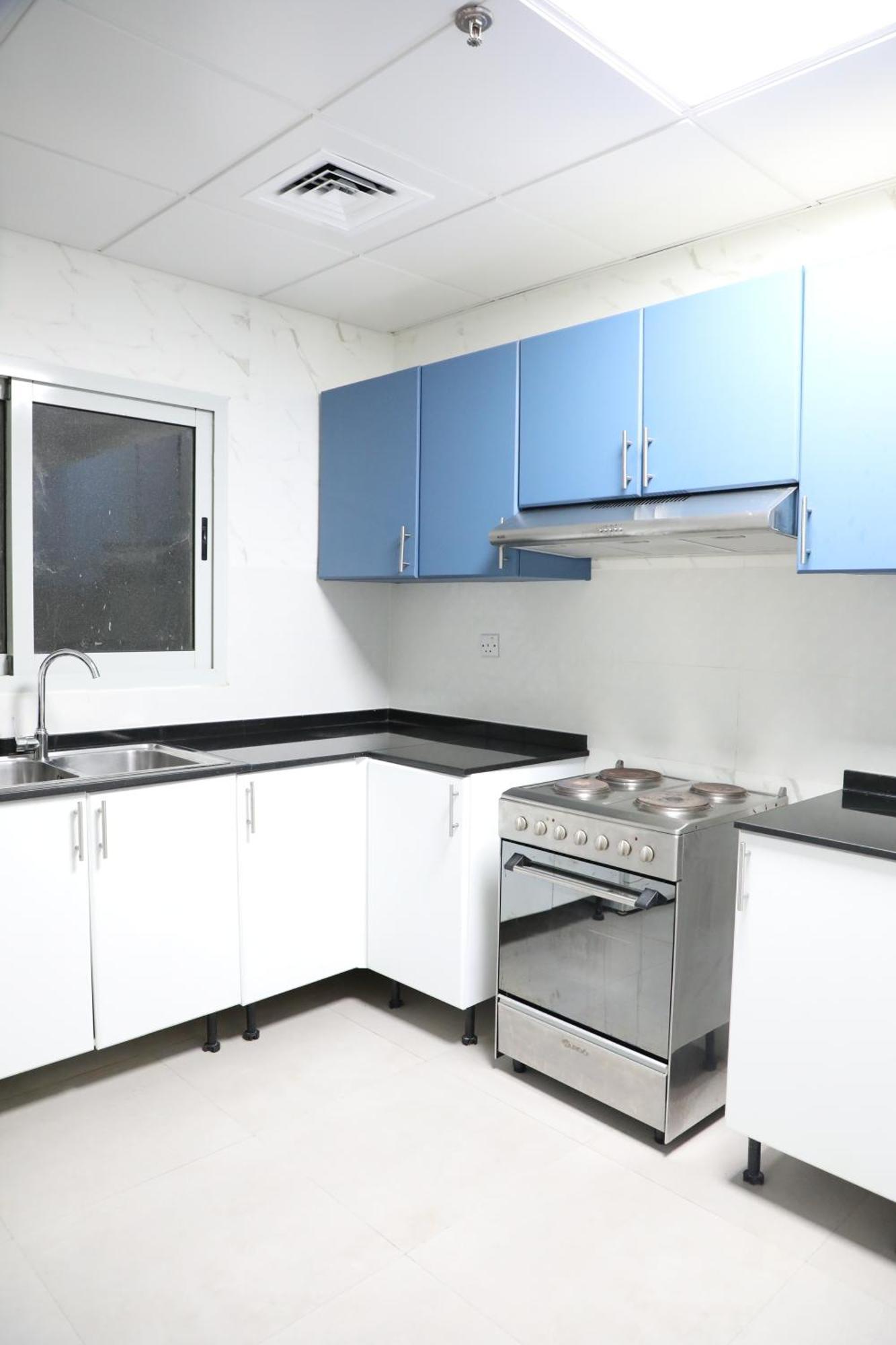 Wescott Plaza Llc Formerly West Zone Plaza Apts 4* Dubai