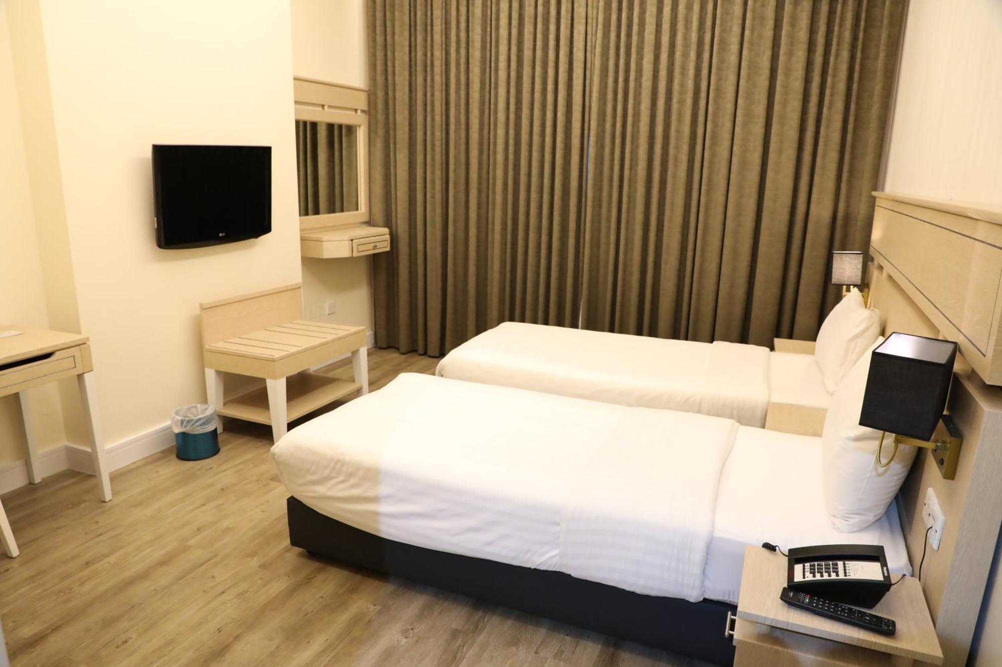 Wescott Plaza Llc Formerly West Zone Plaza Apts Aparthotel 4*