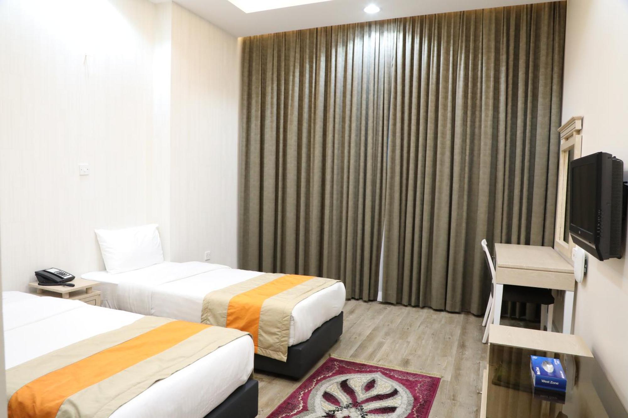 Wescott Plaza Llc Formerly West Zone Plaza Apts Aparthotel 4*