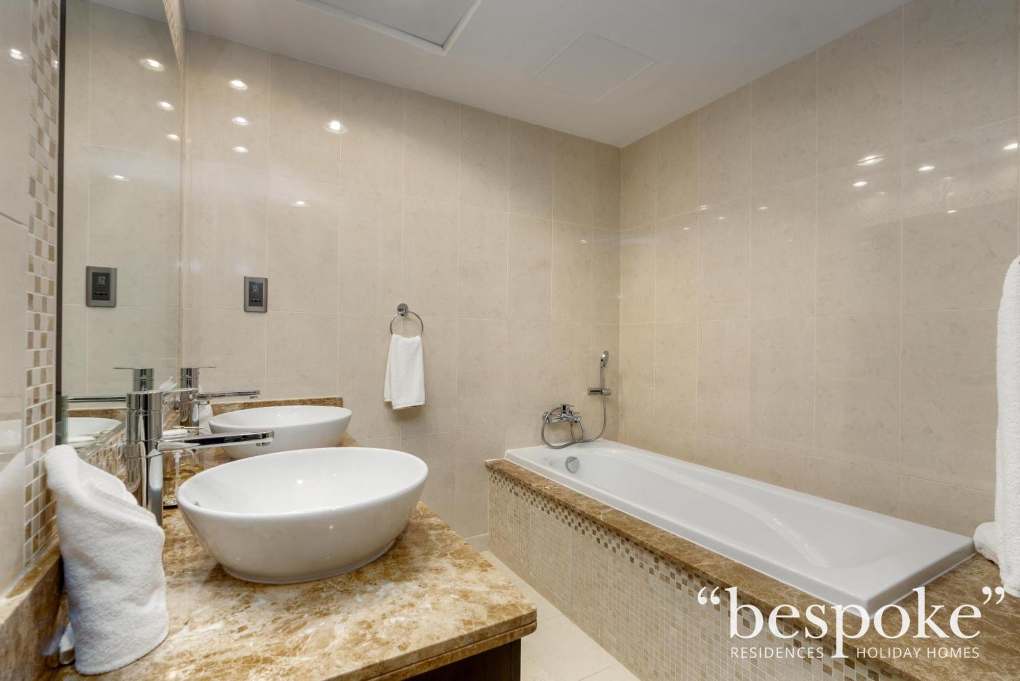 Bespoke Homes - Palm Jumeirah -2 Bedroom Sea View With Access, Balqis *