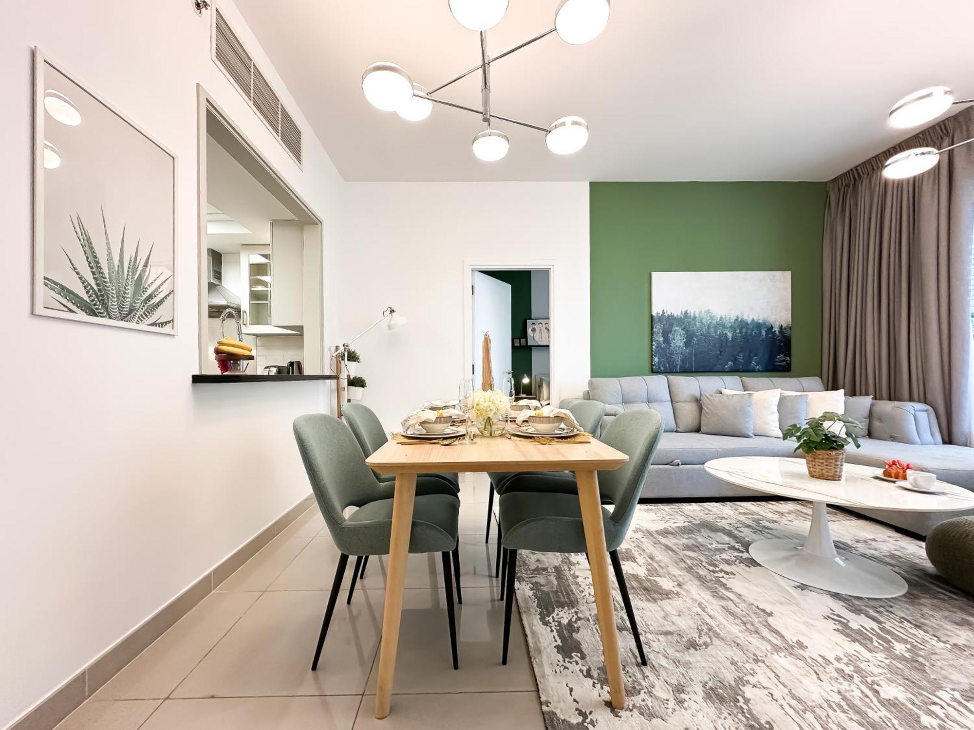 Trophy - 29 Boulevard Tower Downtown Apartment *