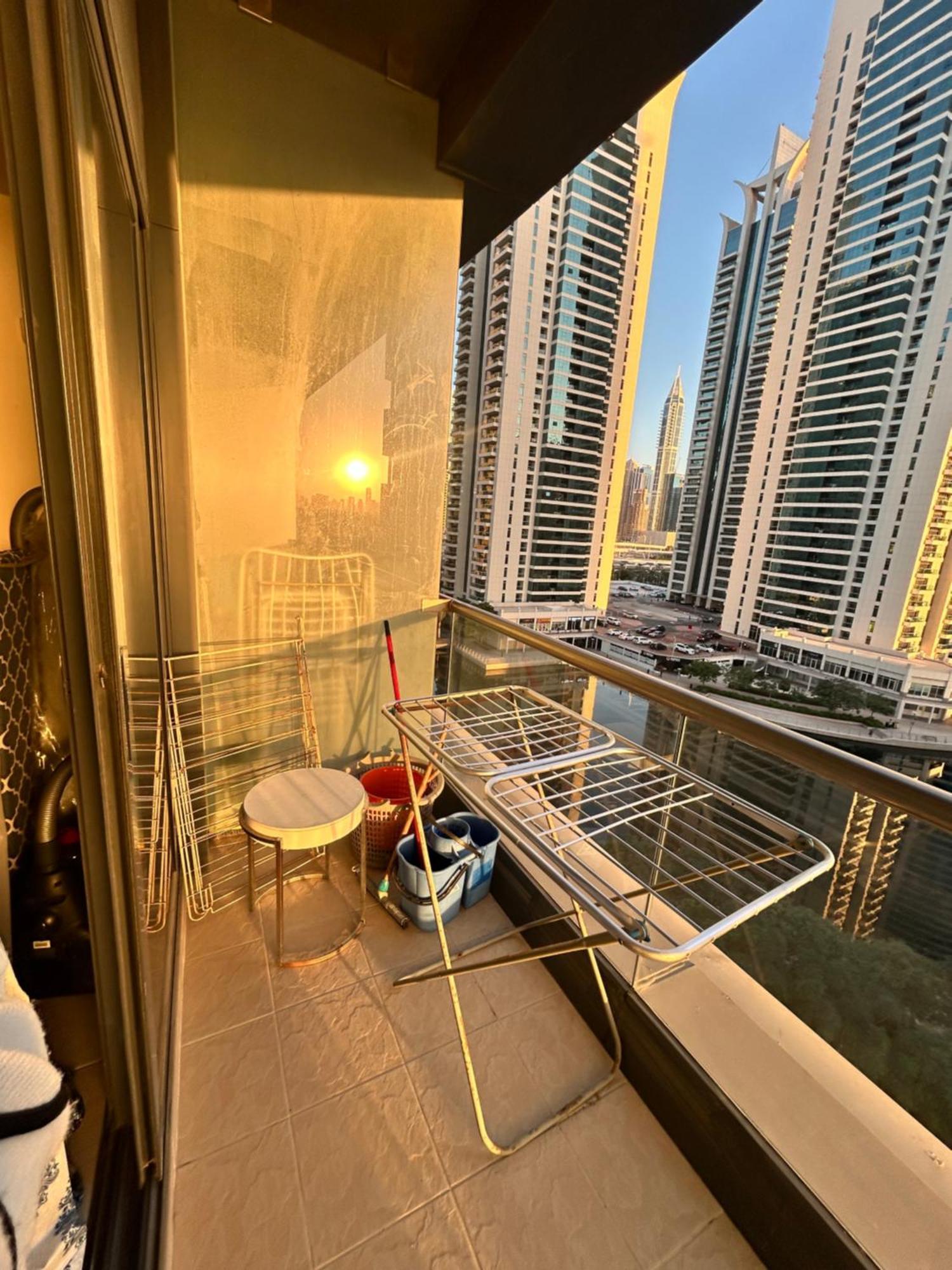 Apartment Click - Jlt - & Balcony Lakes View Entire -jn *