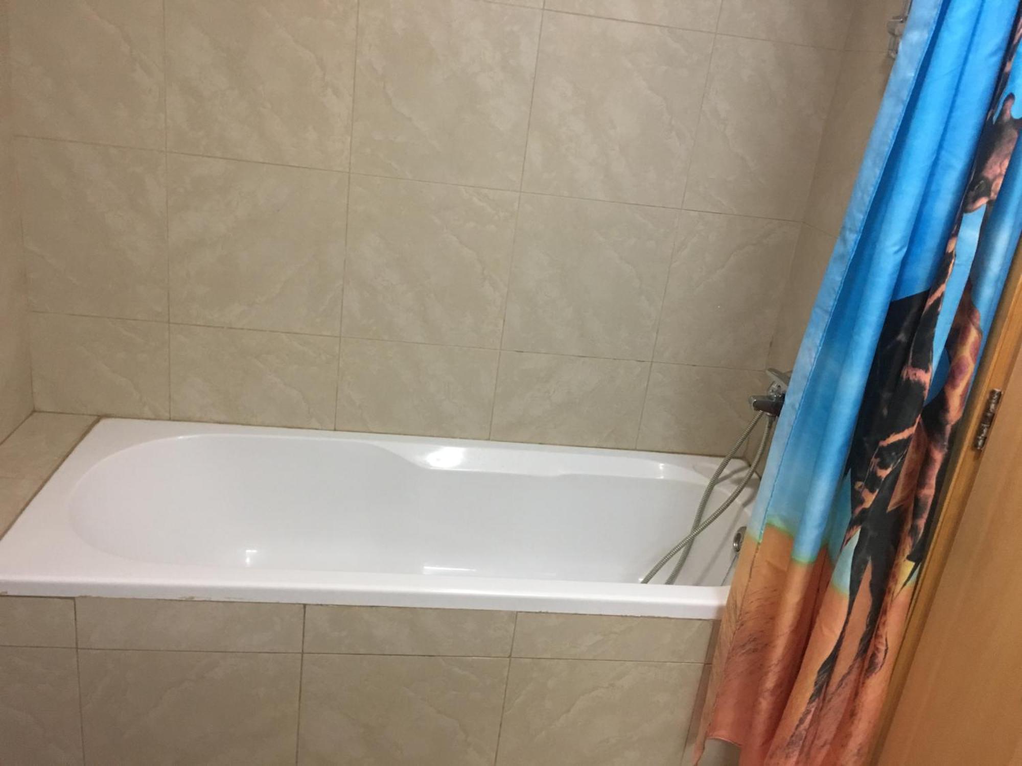 Spacious For Girls In Marina فتيات فقط *