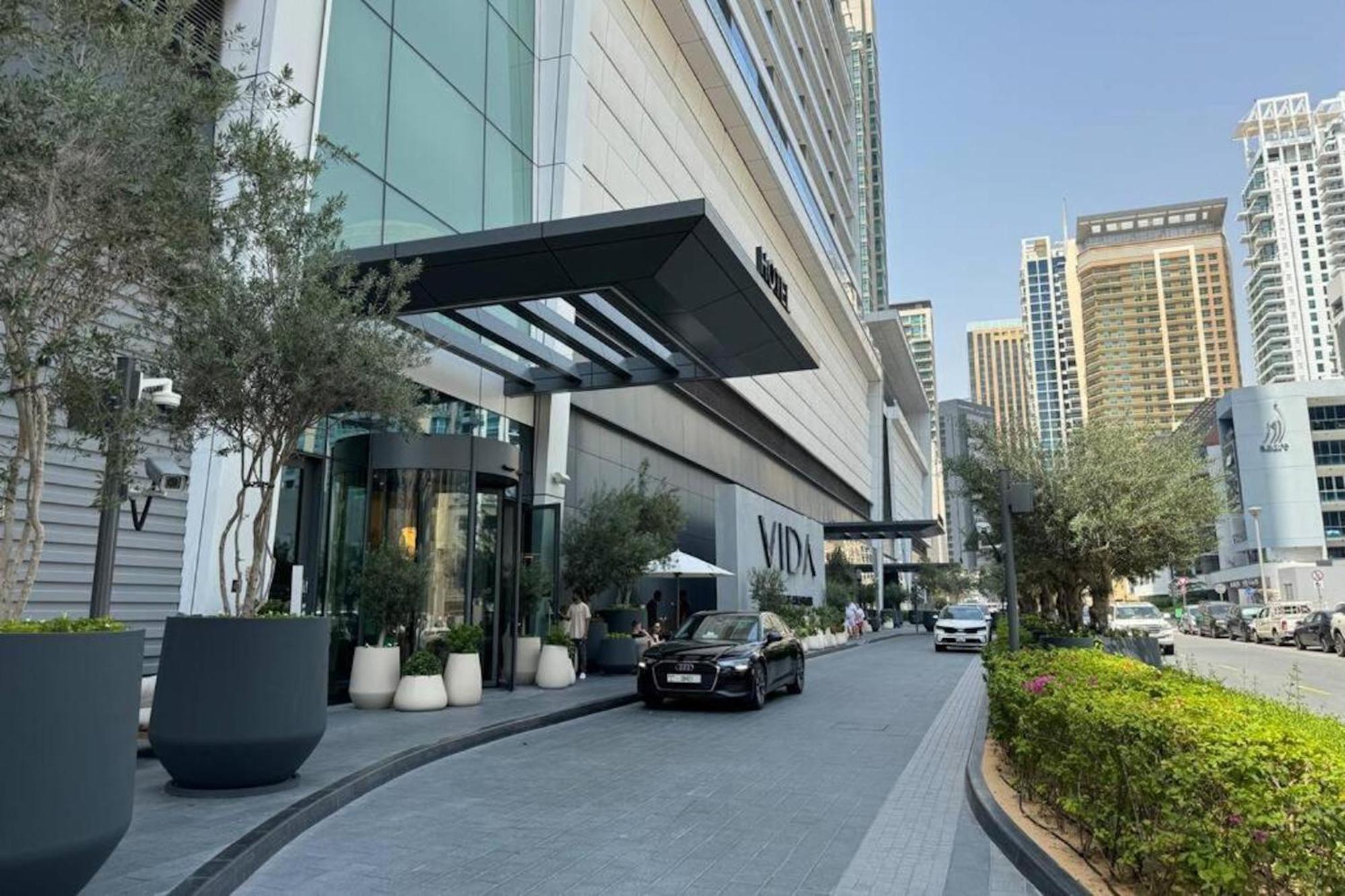 Apartment Eden's Homes & - Vida Marina Residences *
