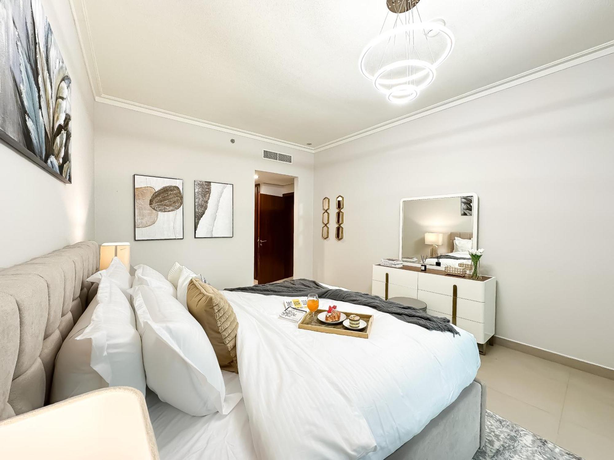 Urban Luxury 2br With Spectacular Burj Khalifa View Apartment *