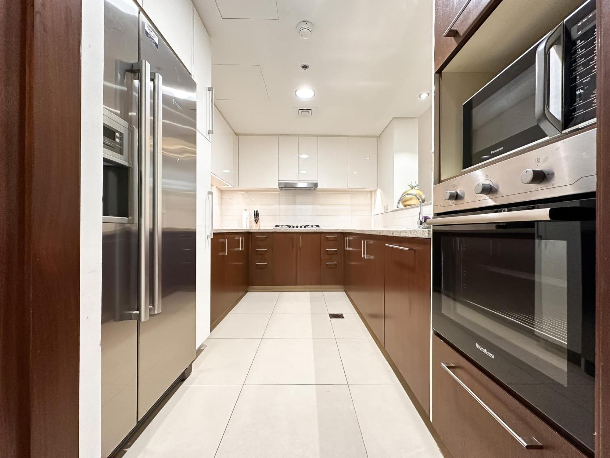 Urban Luxury 2br With Spectacular Burj Khalifa View