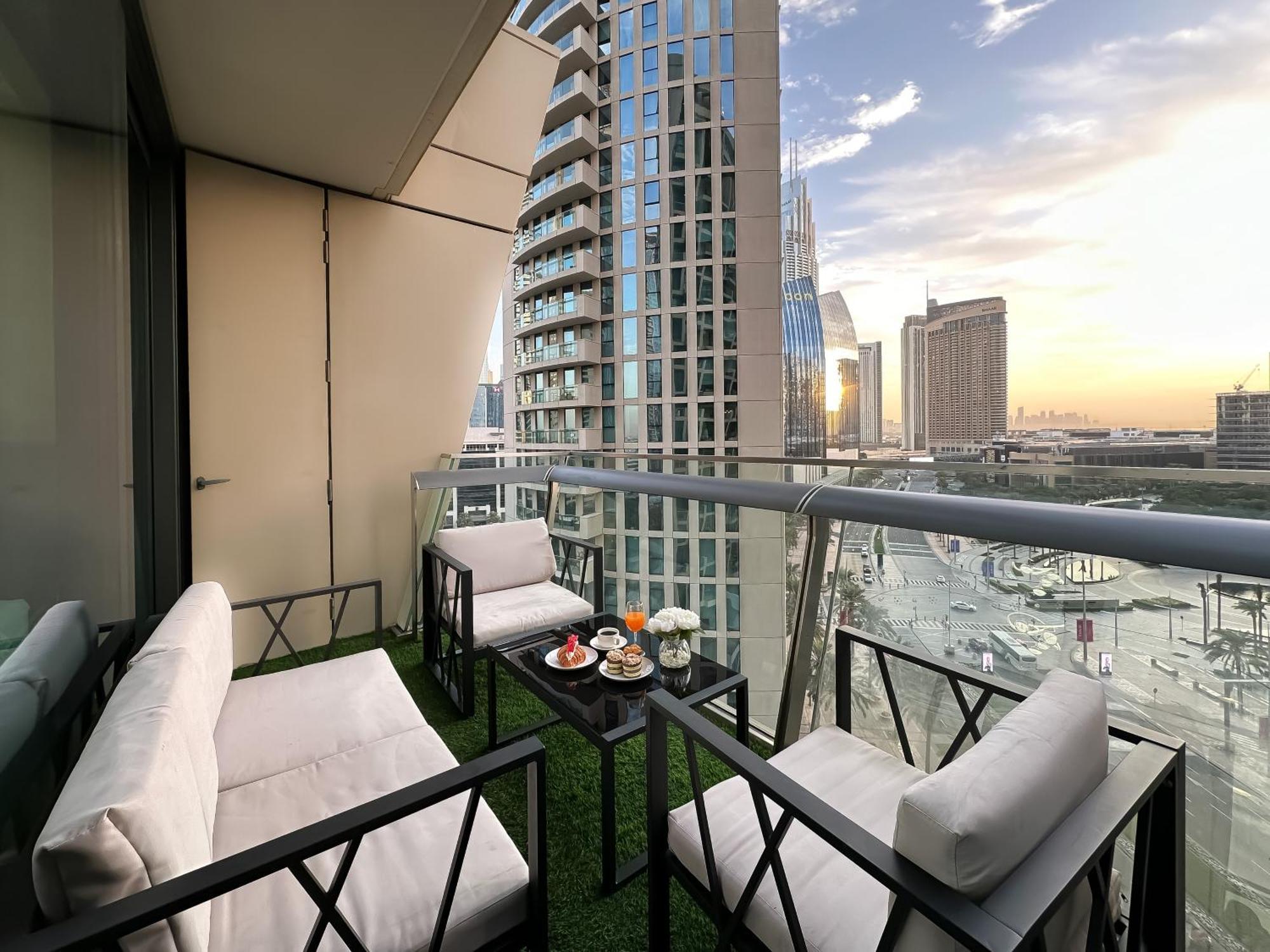 Urban Luxury 2br With Spectacular Burj Khalifa View Dubai