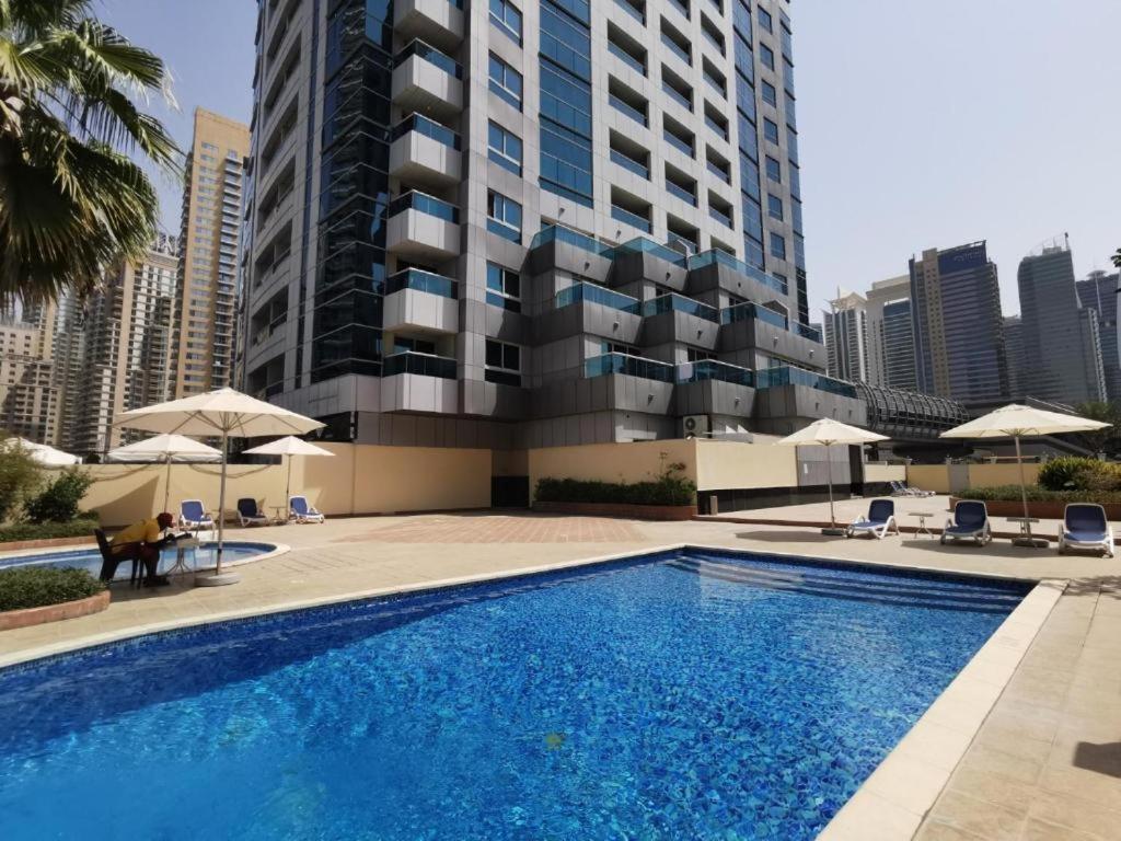 Apartment Modern Renovated Spacious With Pool, Gym & Jacuzzi Access In Marina, Step To Metro *