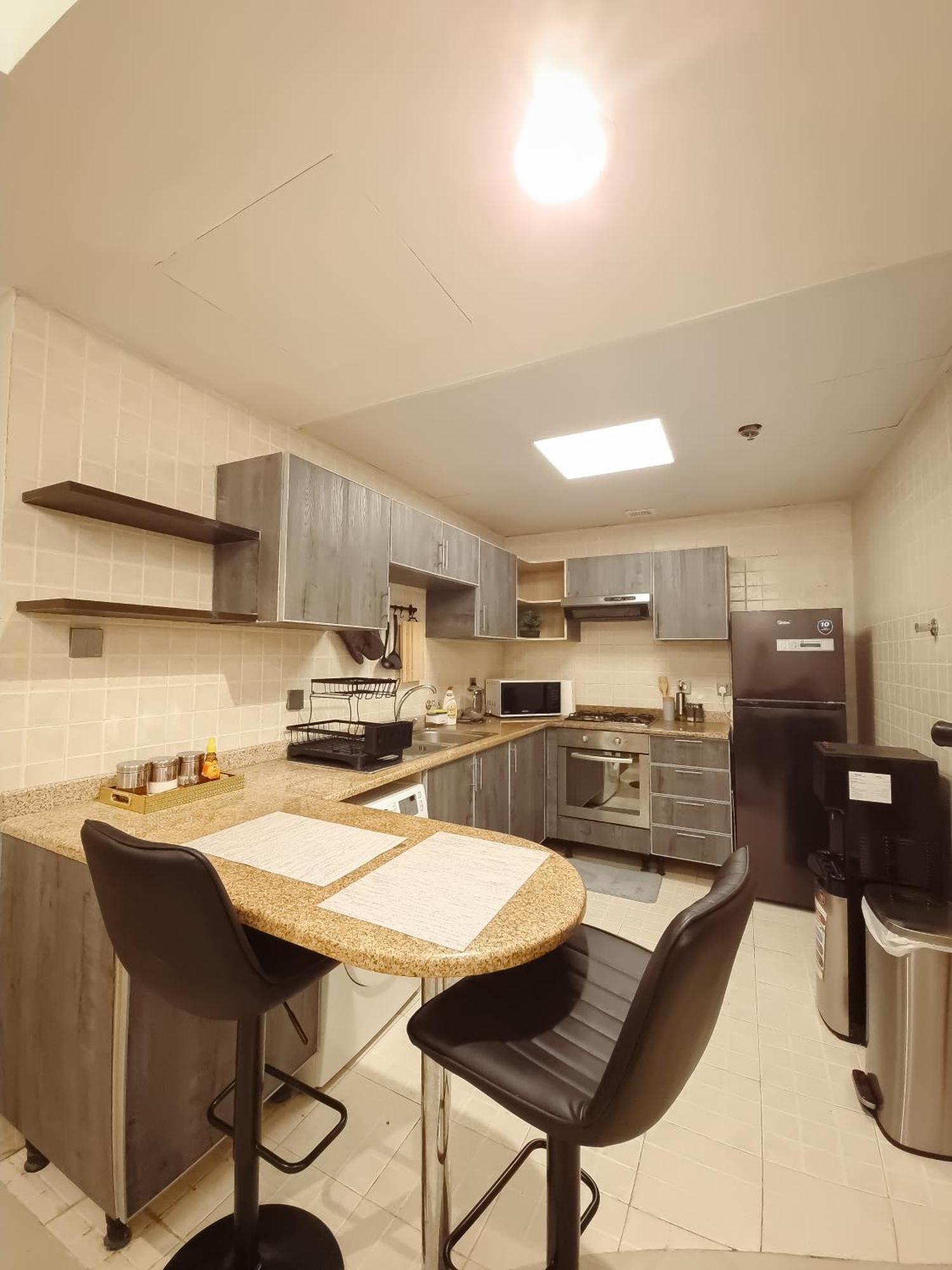 Lavish 1 Bedroom Downtown Apartment Dubai
