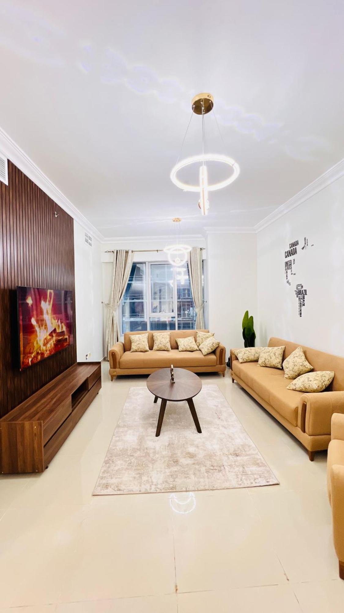 Lavish 1 Bedroom Downtown *