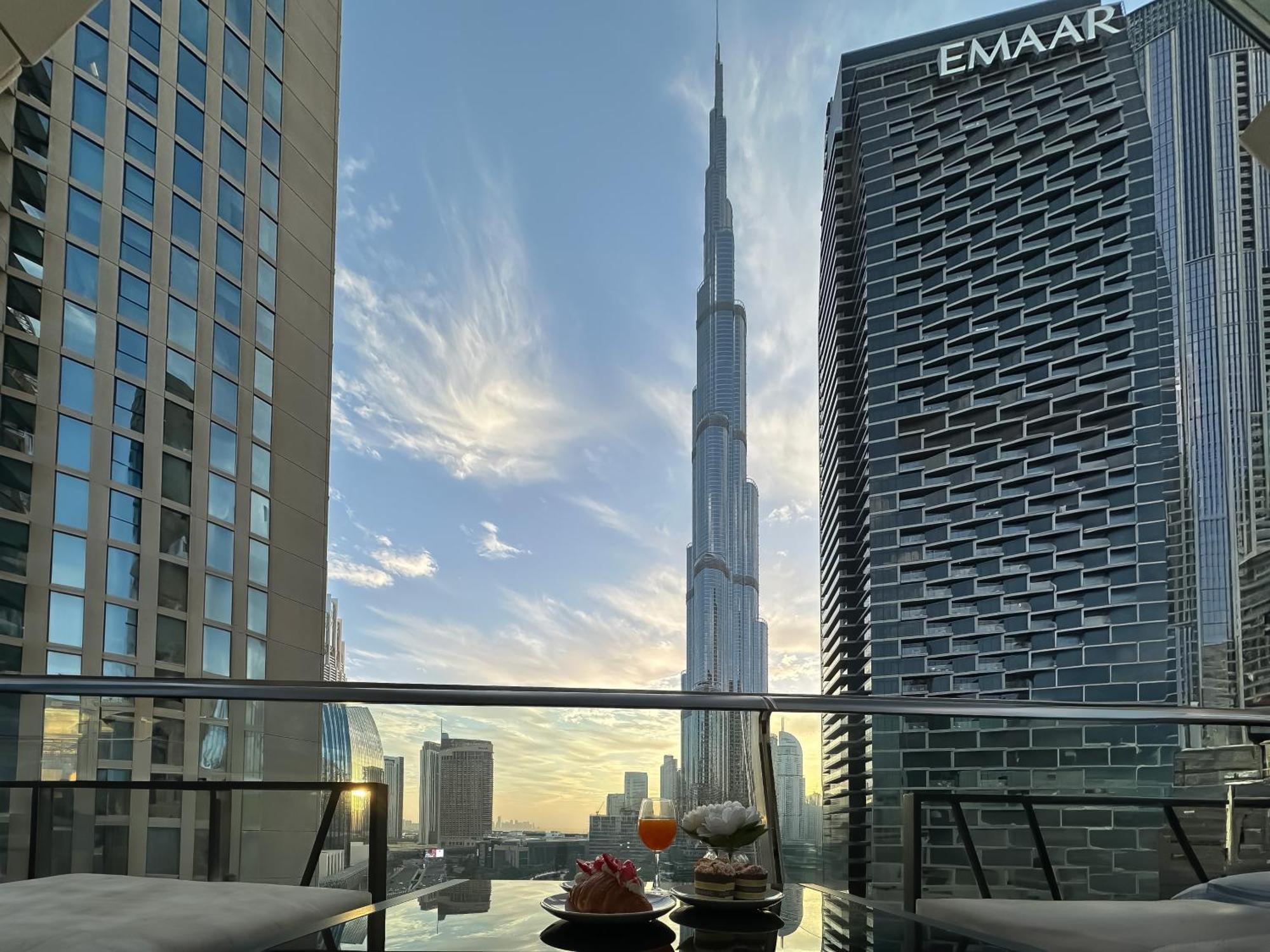 Urban Luxury 2br With Spectacular Burj Khalifa View Apartment