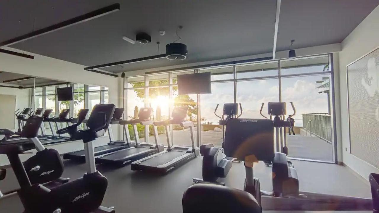 2br Modern Vista Emaar Beachfront Dubai