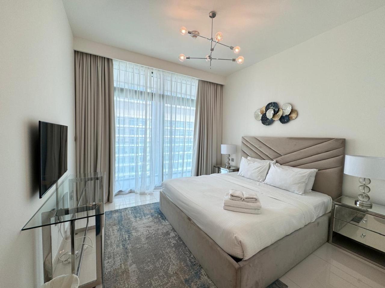 2br Modern Vista Emaar Beachfront Apartment