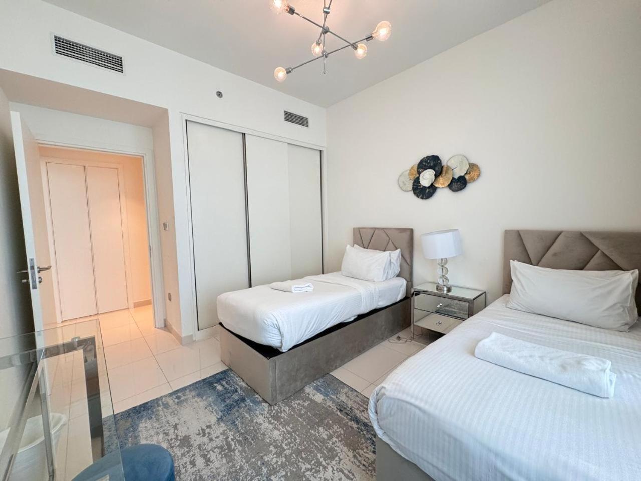Apartment 2br Modern Vista Emaar Beachfront