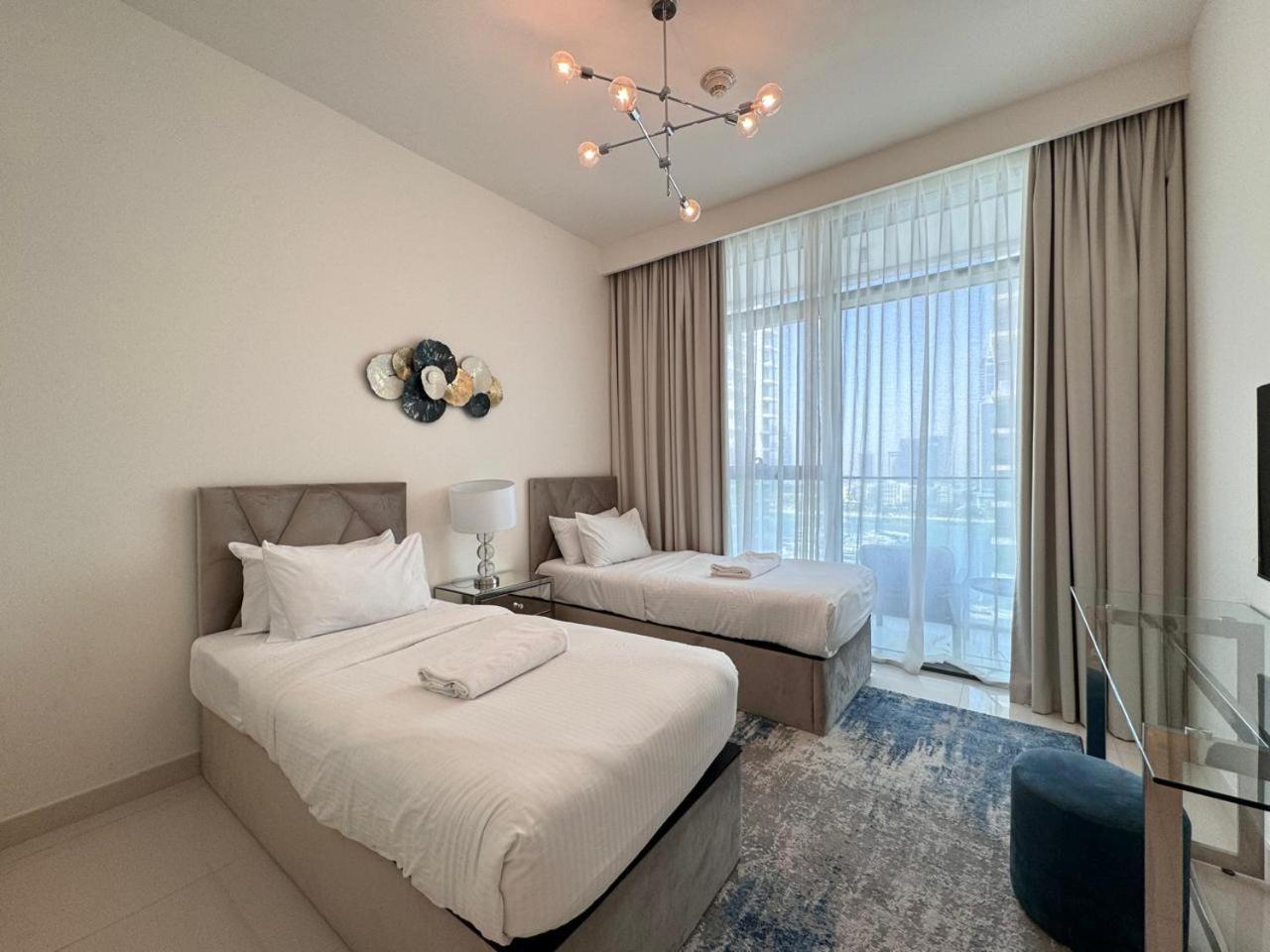 Apartment 2br Modern Vista Emaar Beachfront