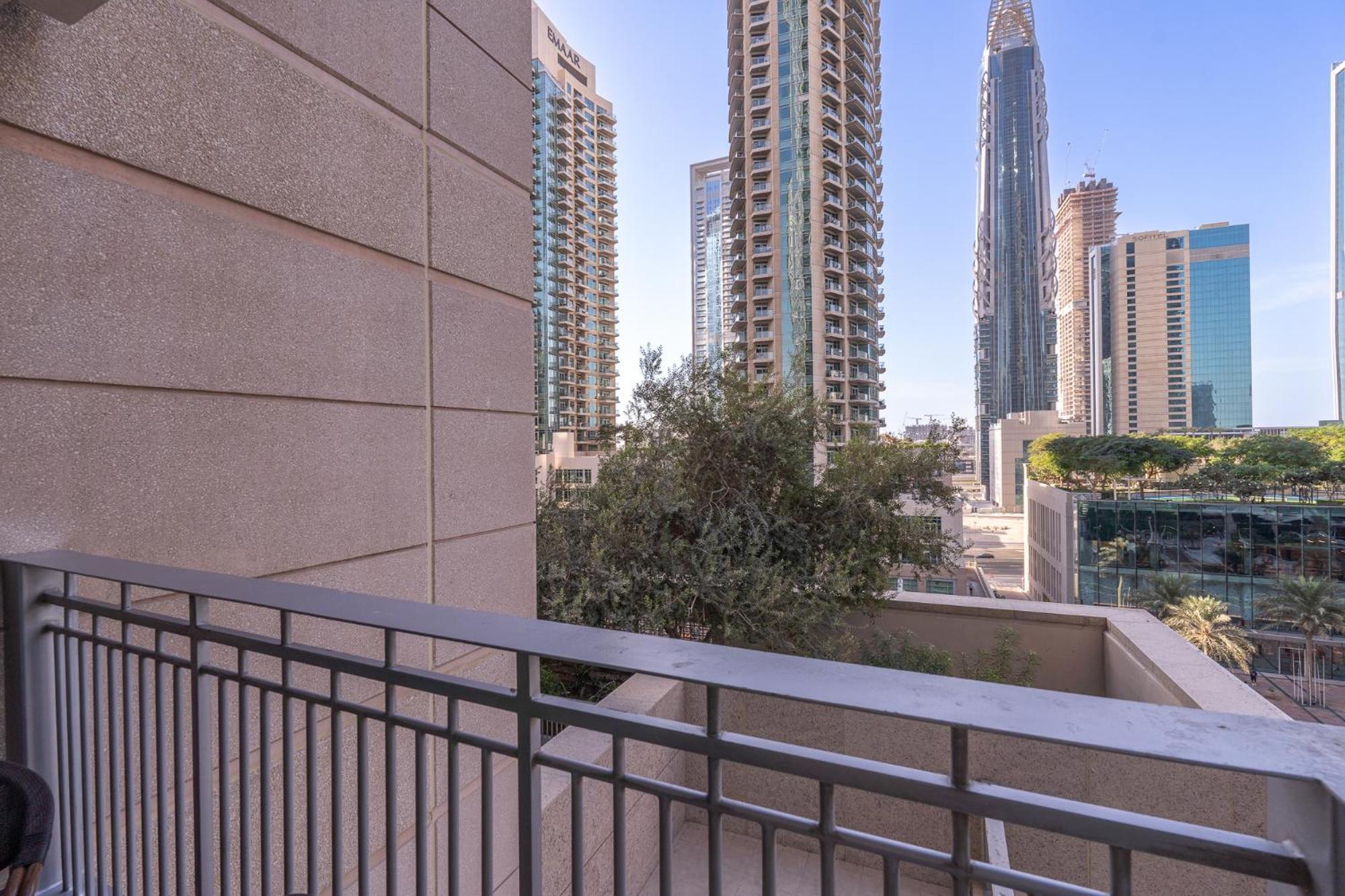Apartment A Grand 1 Bedroom In Downtown That Sleeps 6 *
