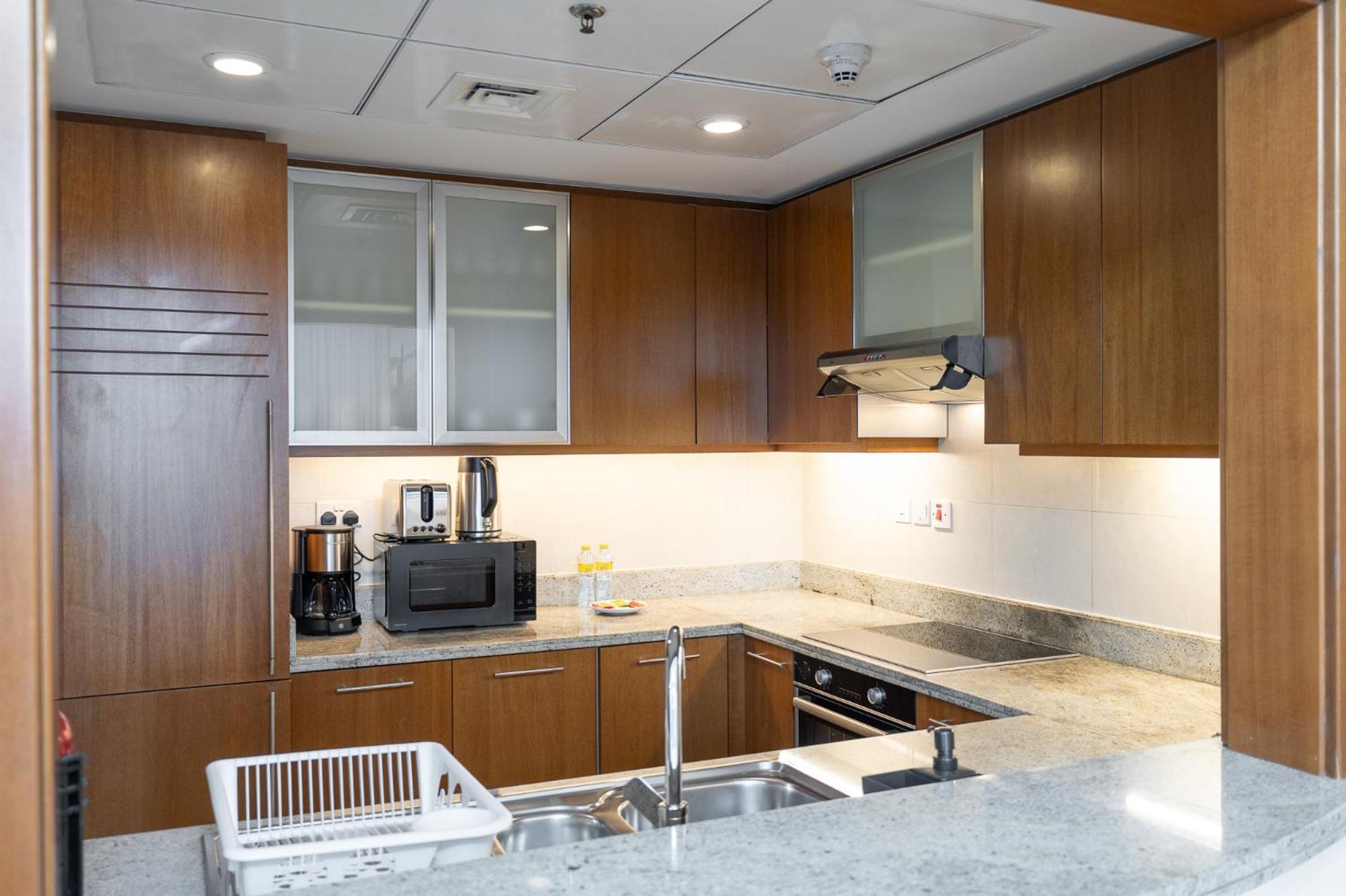 A Grand 1 Bedroom In Downtown That Sleeps 6