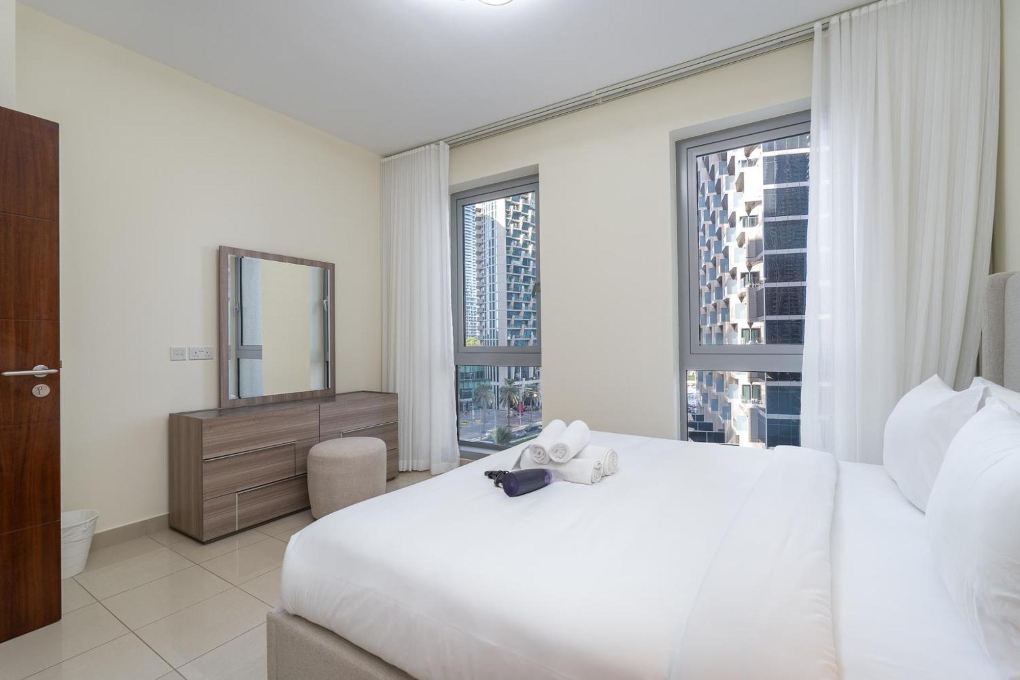 A Grand 1 Bedroom In Downtown That Sleeps 6