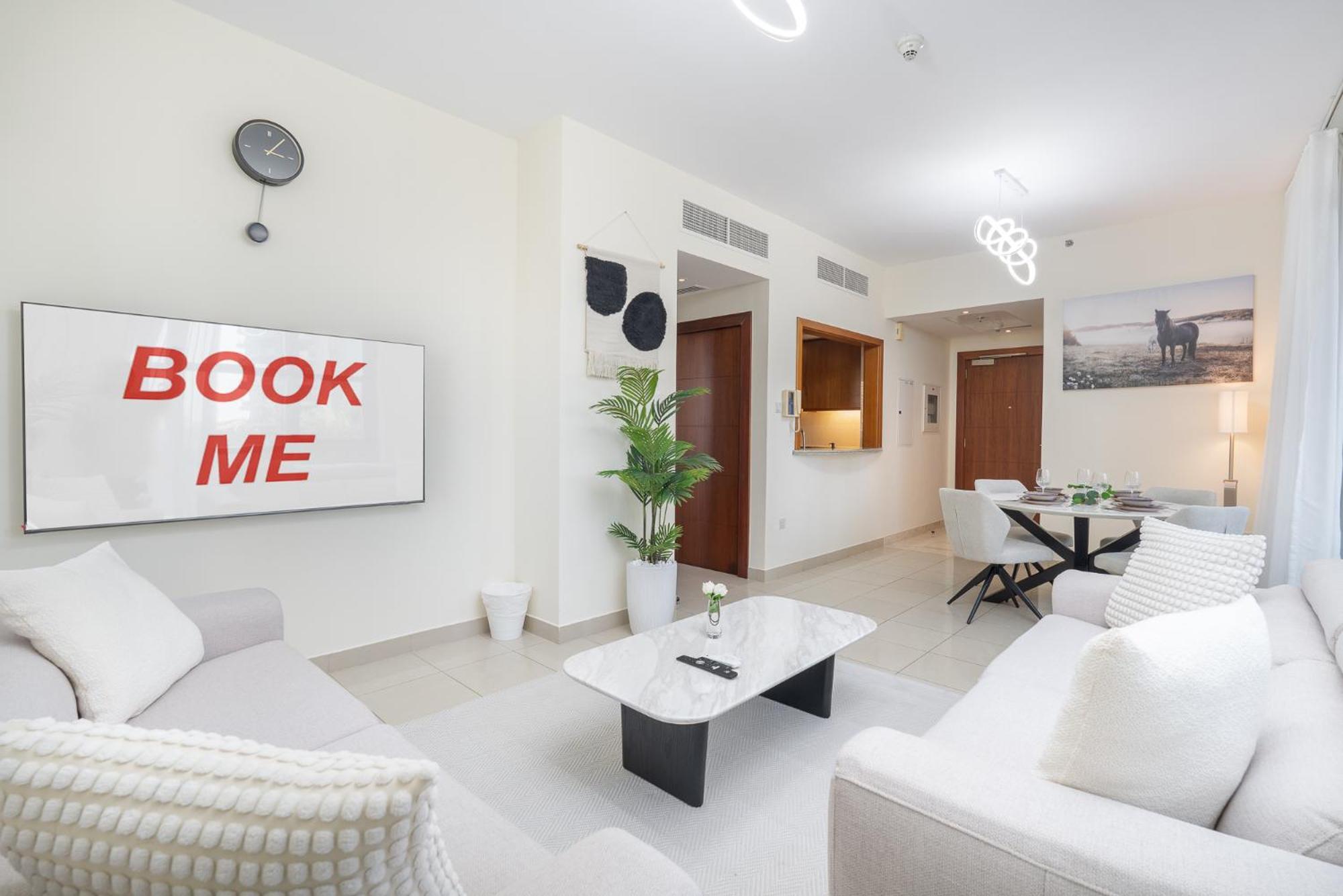 A Grand 1 Bedroom In Downtown That Sleeps 6 Apartment
