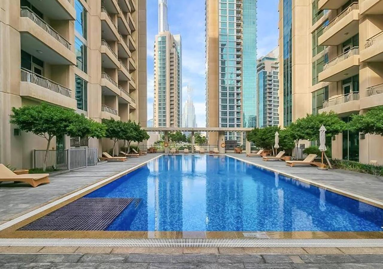 Luxurious One Bedroom With Burj Khalifa View Apartment Dubai