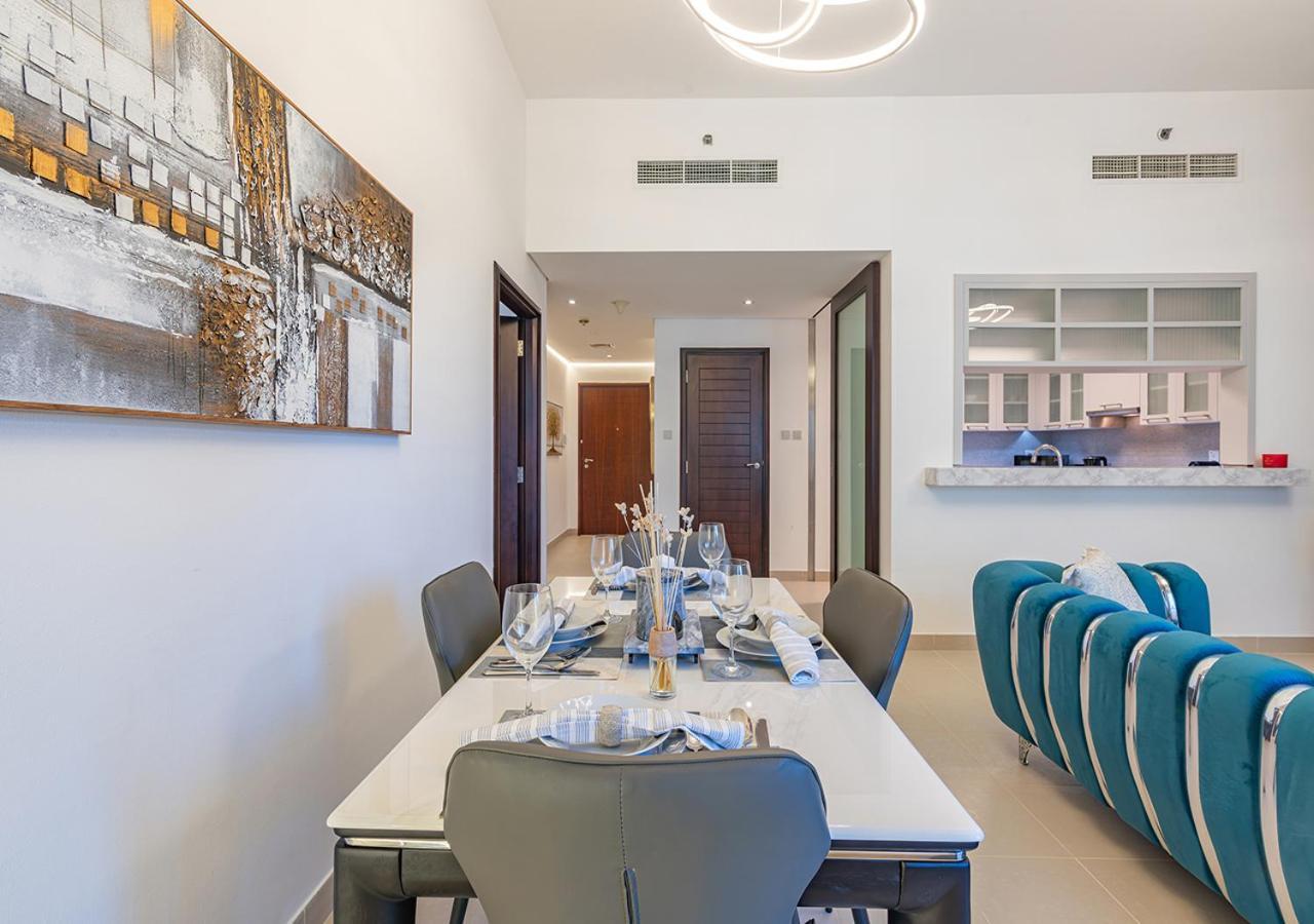 Luxurious One Bedroom With Burj Khalifa View *
