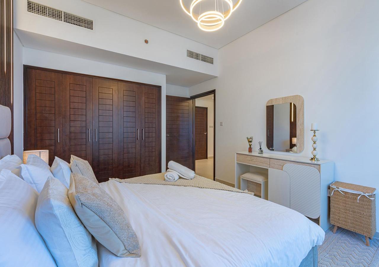 Luxurious One Bedroom With Burj Khalifa View Dubai