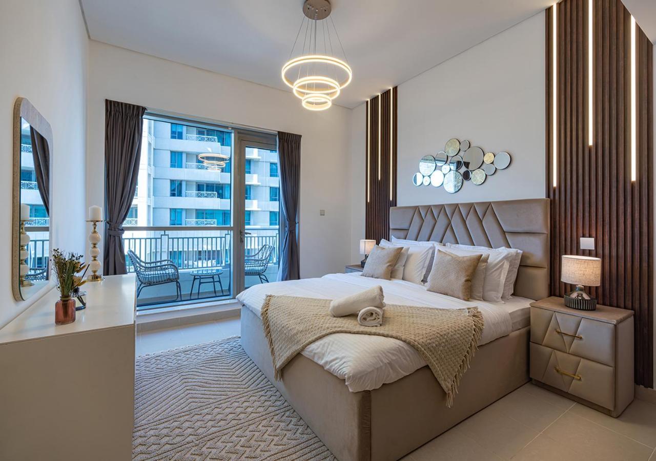 Apartment Luxurious One Bedroom With Burj Khalifa View