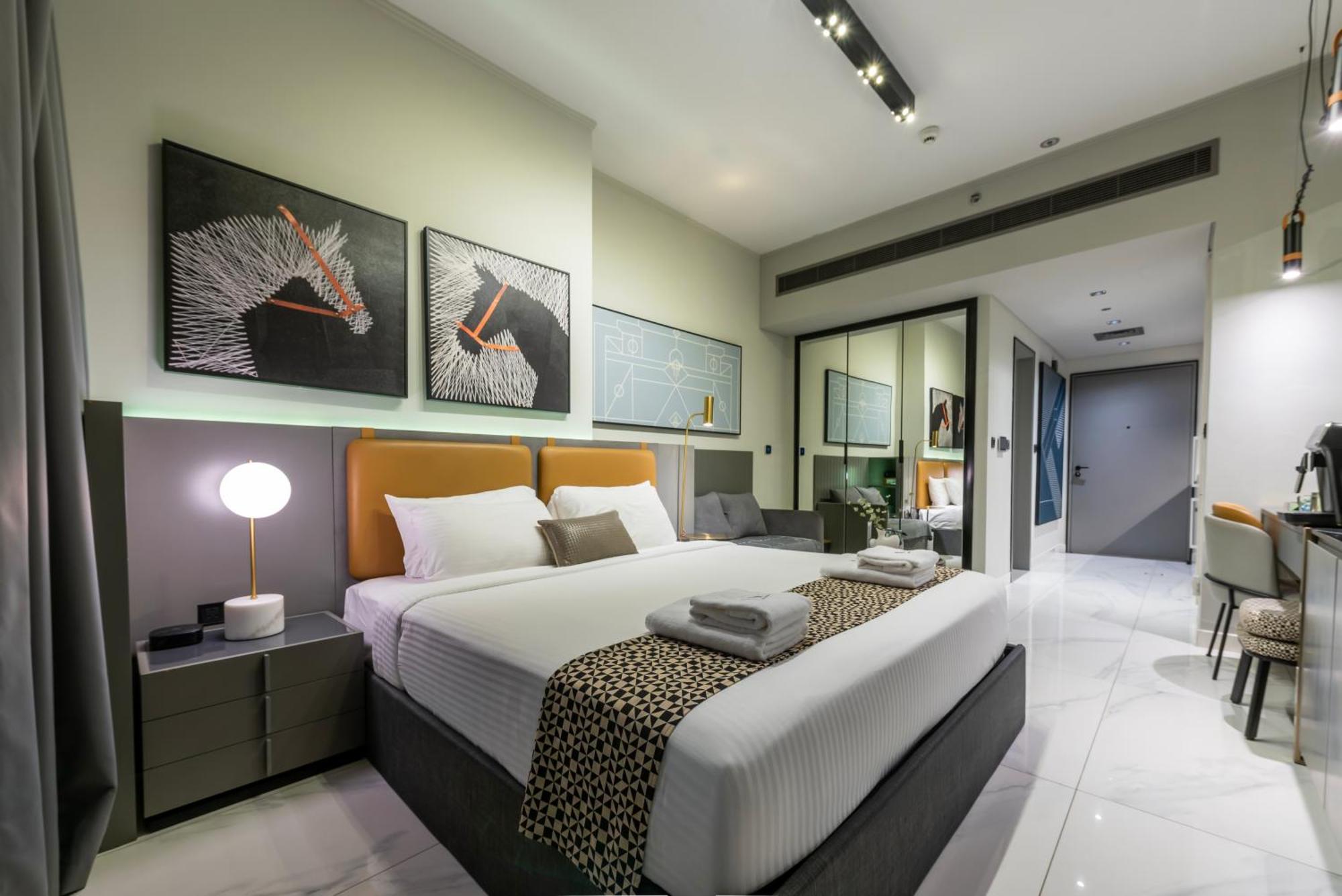 Canal View Downtown - Near Mall & Burj Khalifa - Mag 318 Apartment *