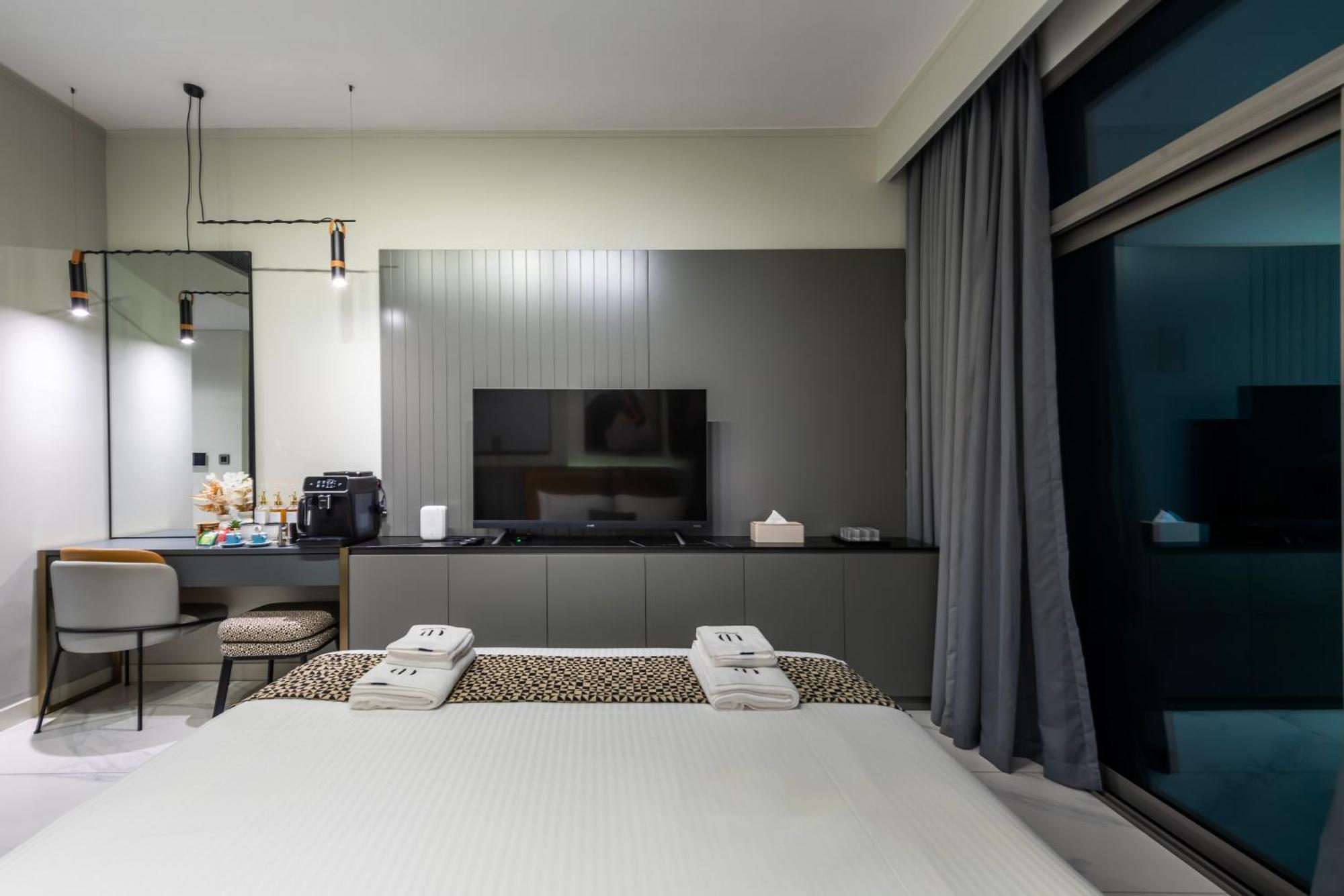 Canal View Downtown - Near Mall & Burj Khalifa - Mag 318