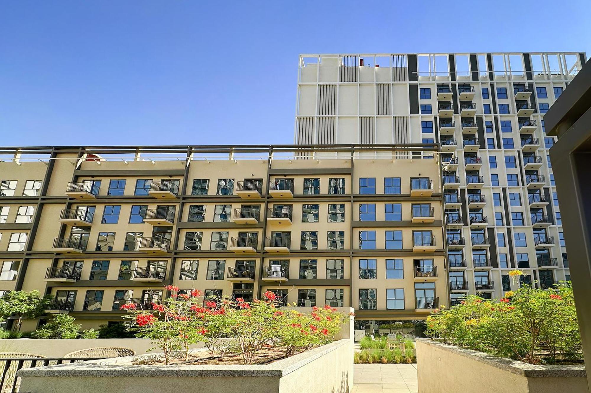 Apartment Deluxe 2br At Socio Hills Estate Dubai