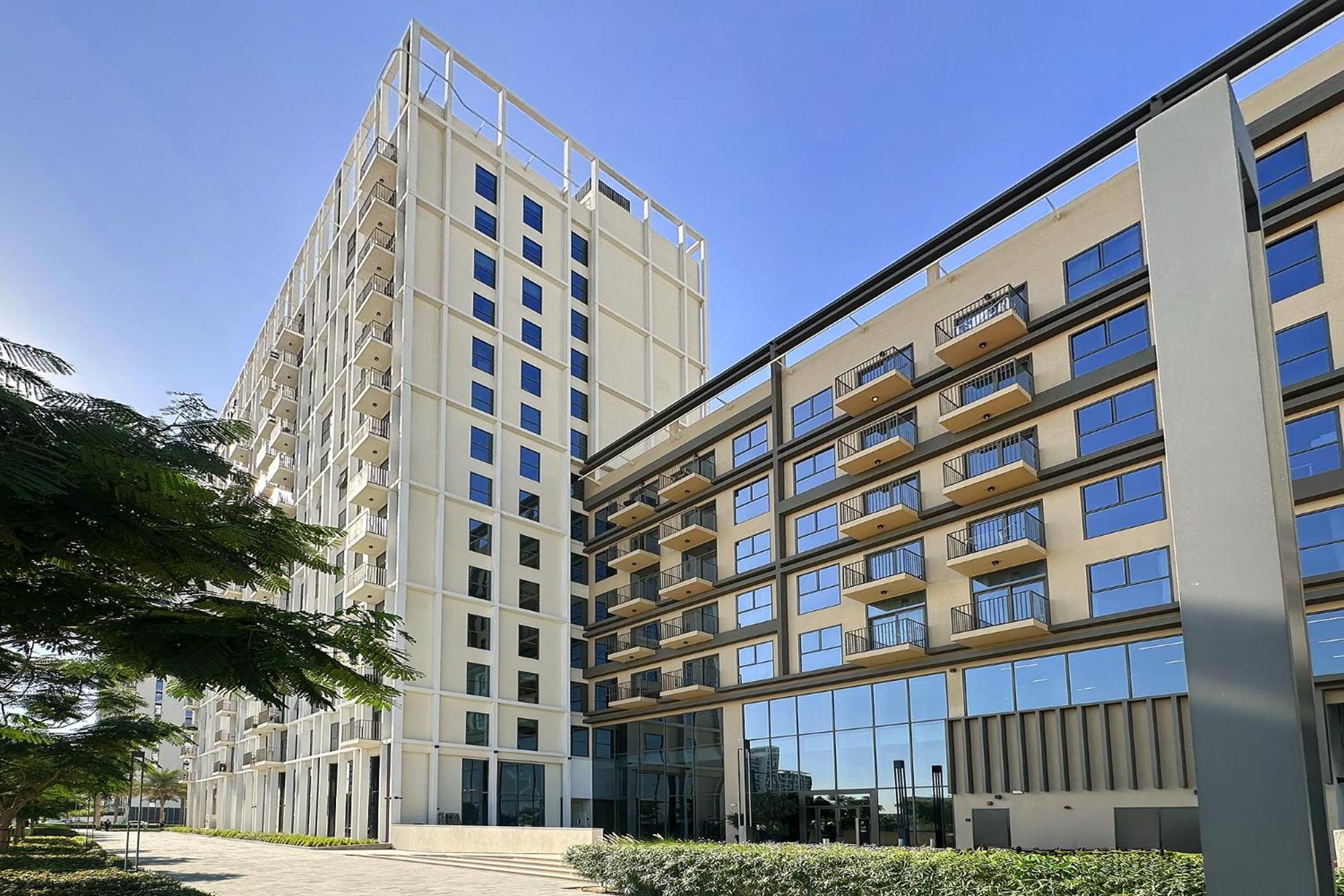 Deluxe 2br At Socio Hills Estate