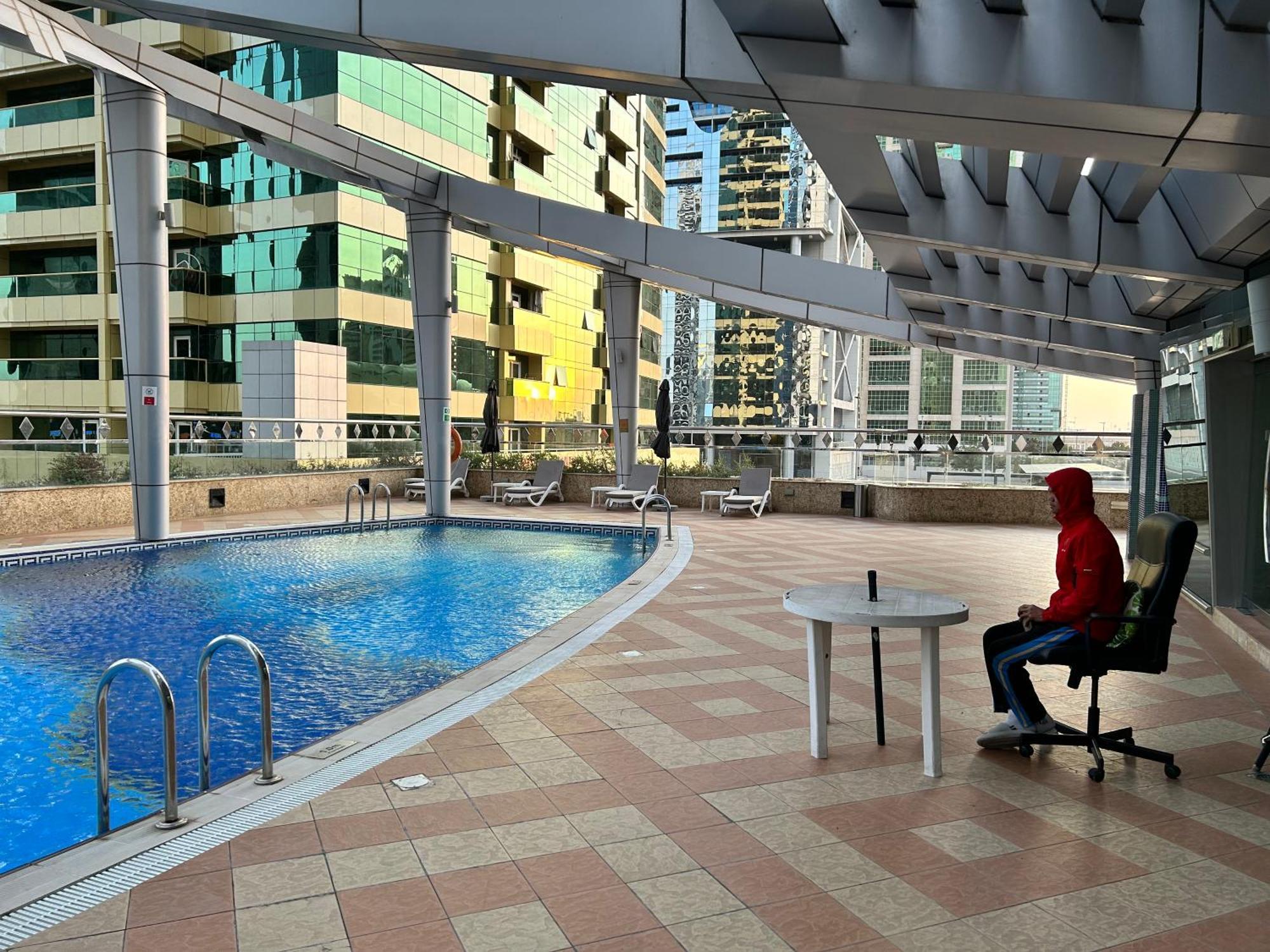 Chic Near Metro ! Apartment Dubai