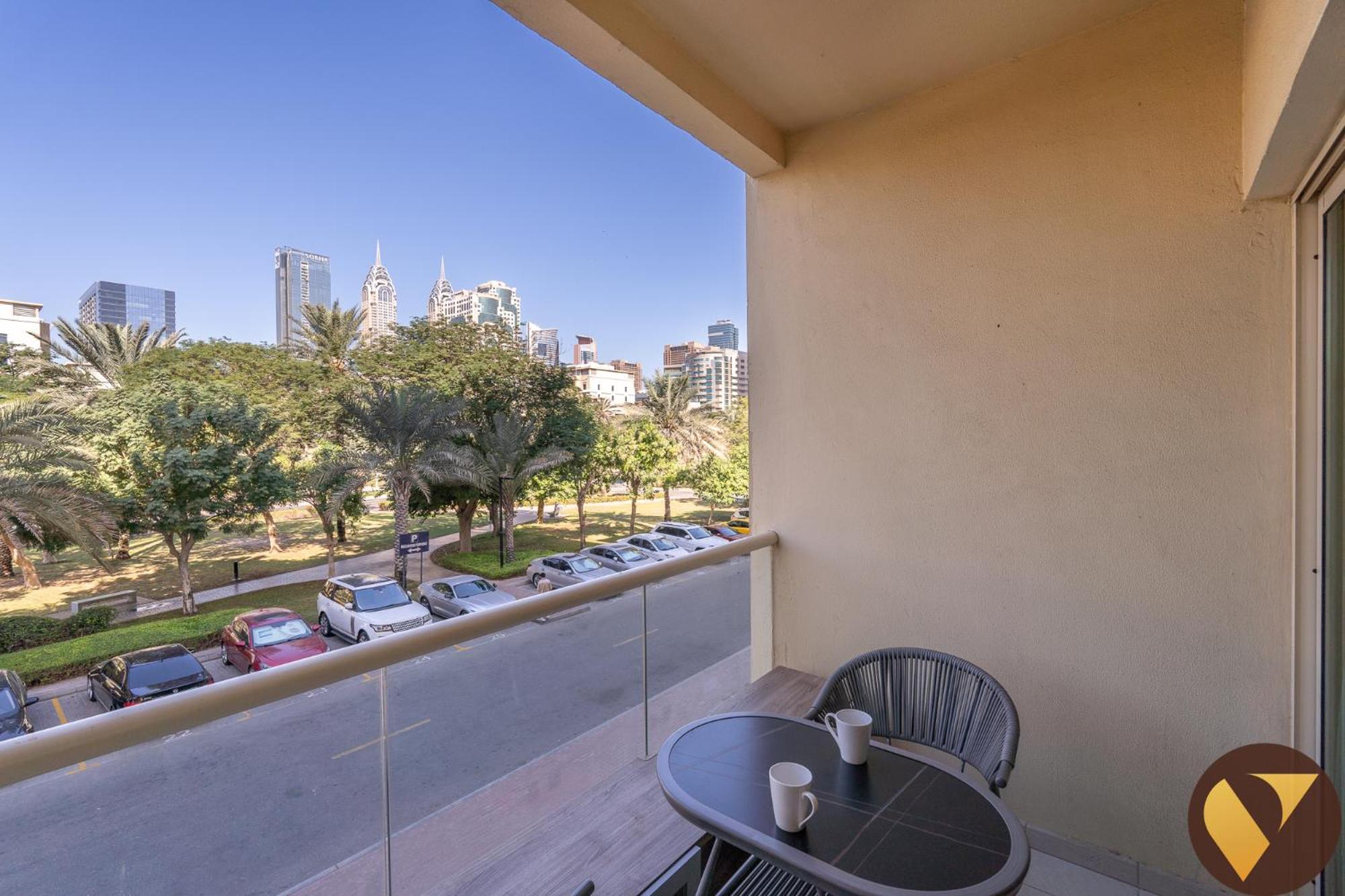 Apartment Vogue - The Greens And Views Dubai