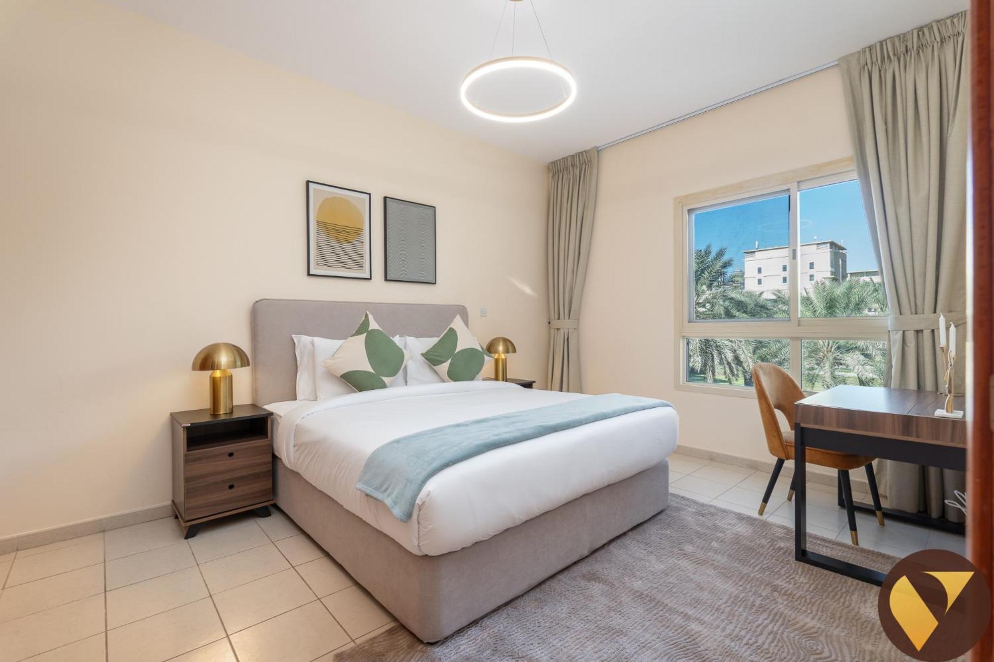 Vogue - The Greens And Views Apartment Dubai