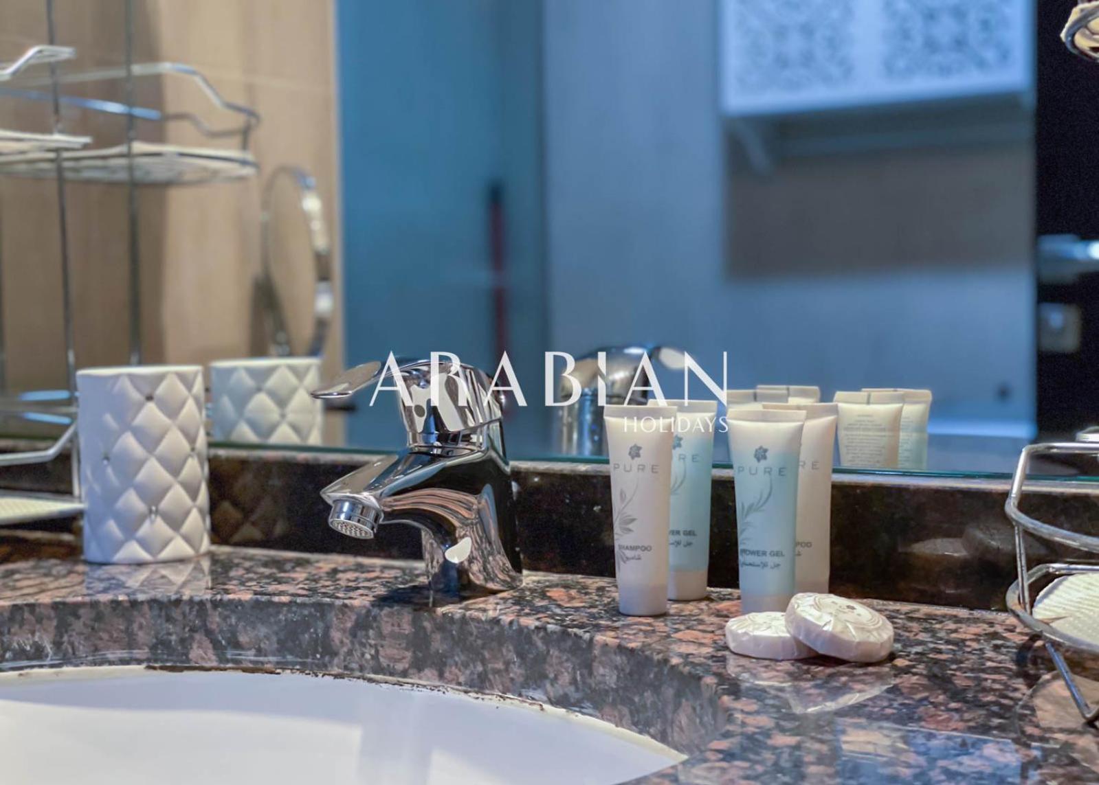 Spacious Retreat - Your Perfect Getaway Apartment Dubai