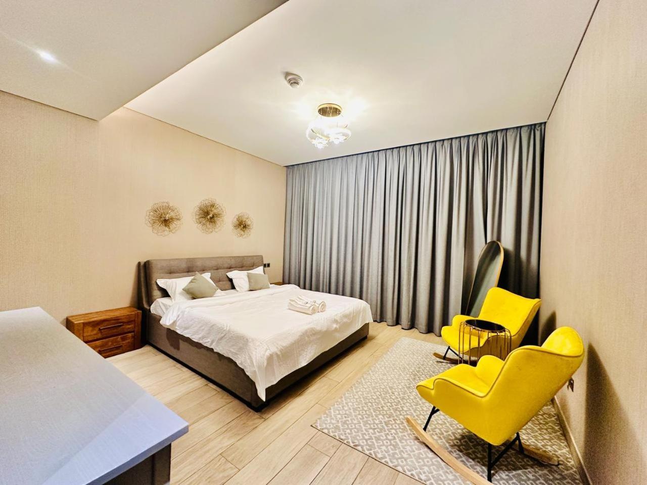 Apartment Big Layout 2br Fully Furnished Hartland Greens *