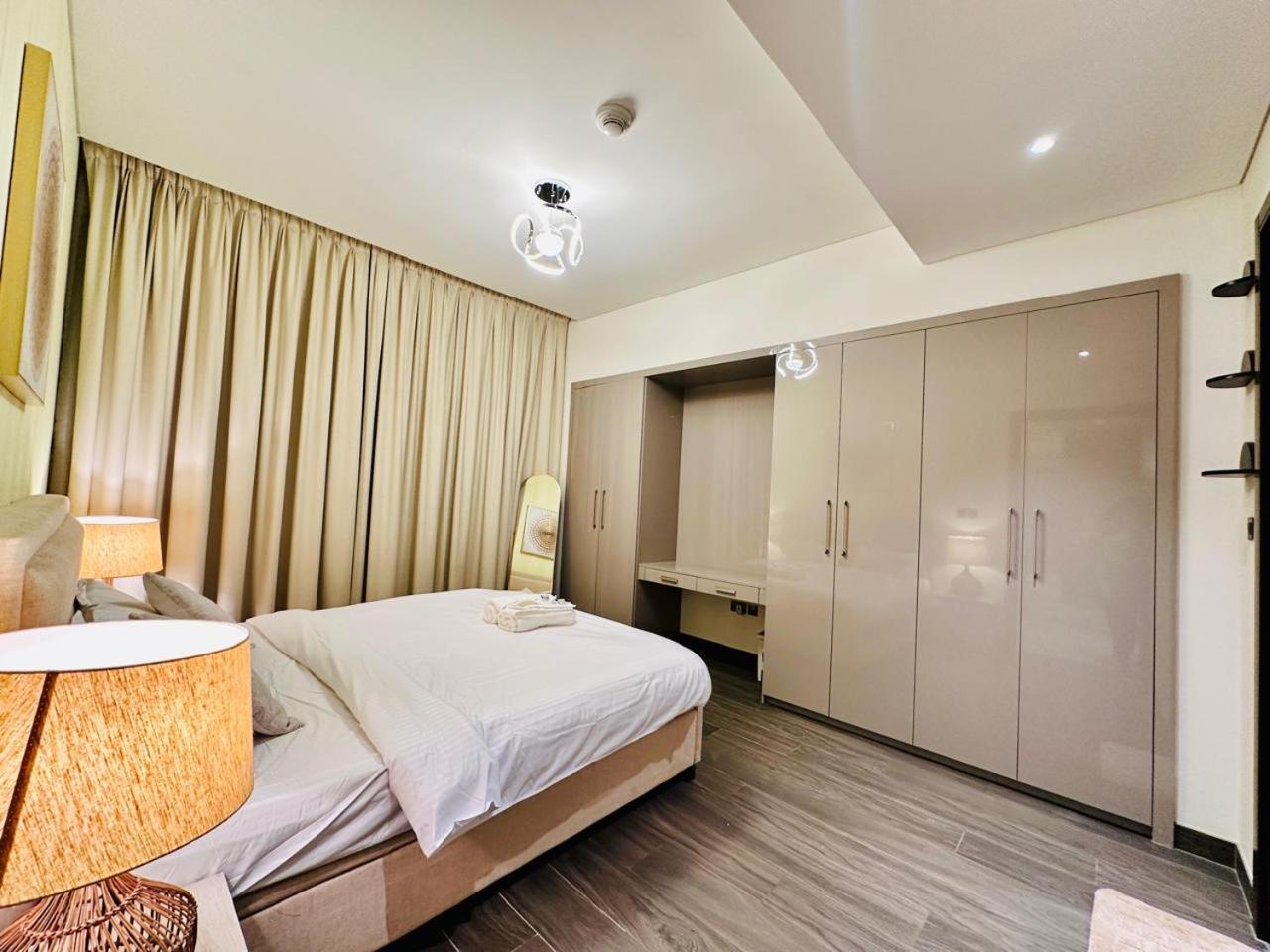 Apartment Big Layout 2br Fully Furnished Hartland Greens *