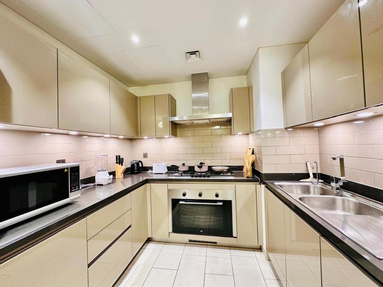 Apartment Big Layout 2br Fully Furnished Hartland Greens Dubai