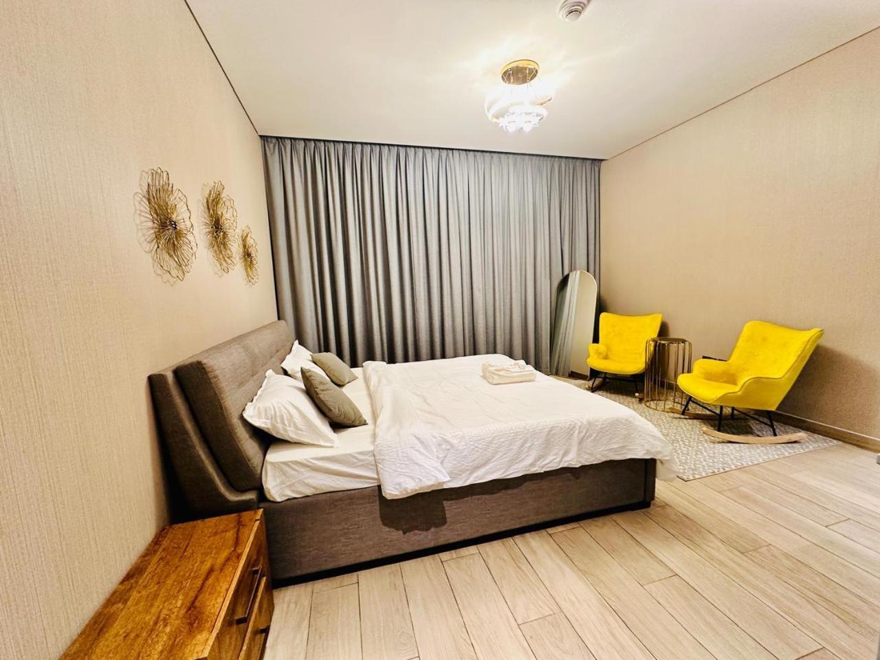 Big Layout 2br Fully Furnished Hartland Greens * Dubai