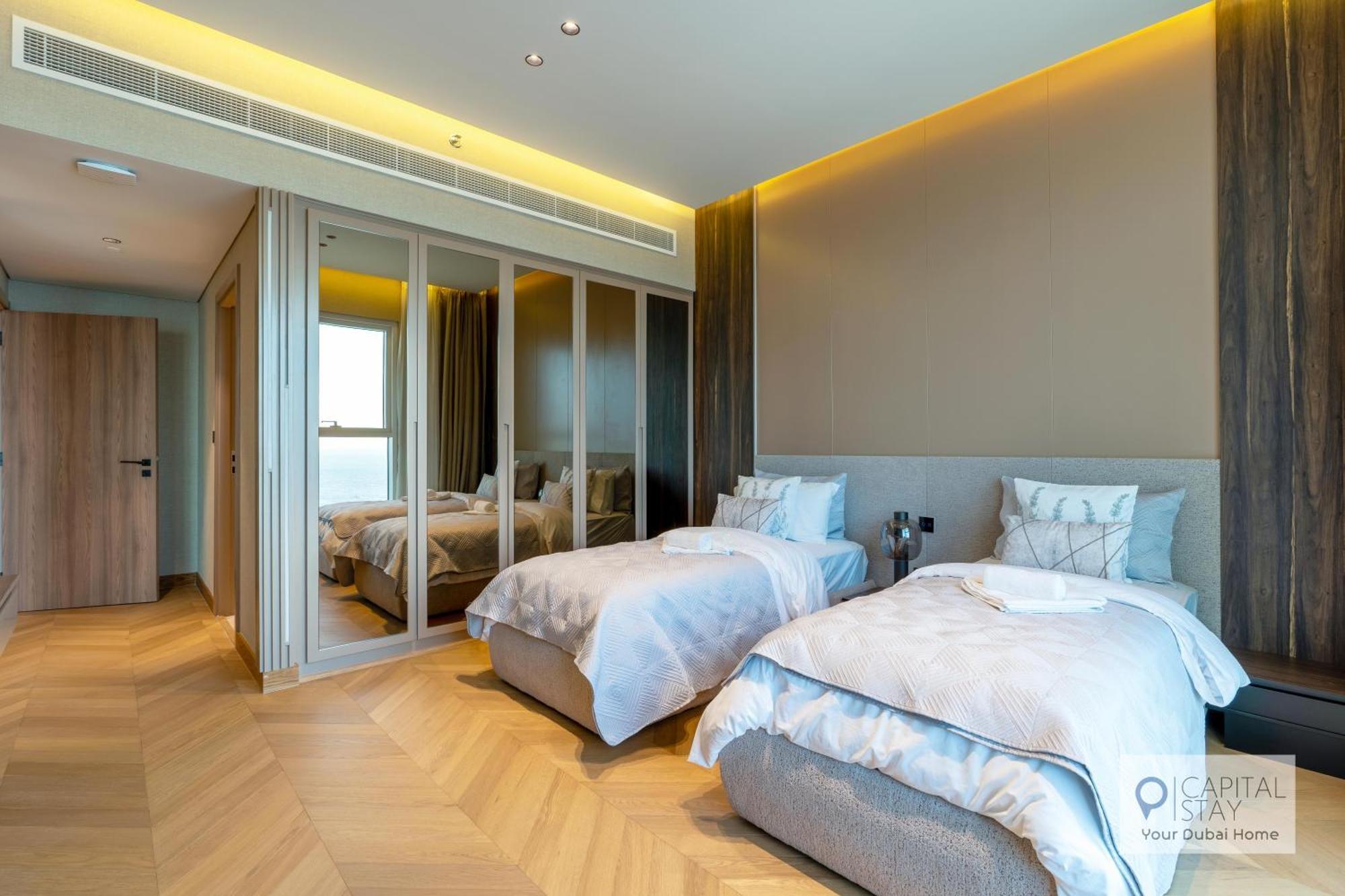 Luxury Beachfront 3 Bed In Jbr *