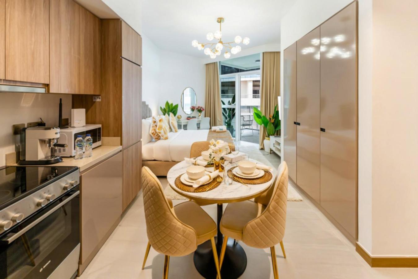 Apartment Fam Living - Urban Oasis Studio, Business Bay Dubai