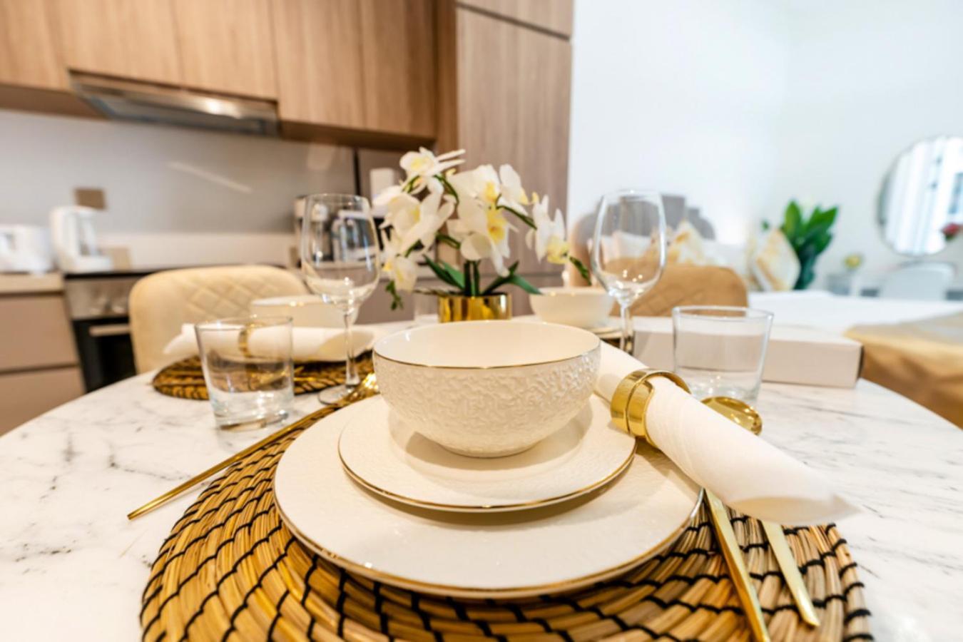 Fam Living - Urban Oasis Studio, Business Bay