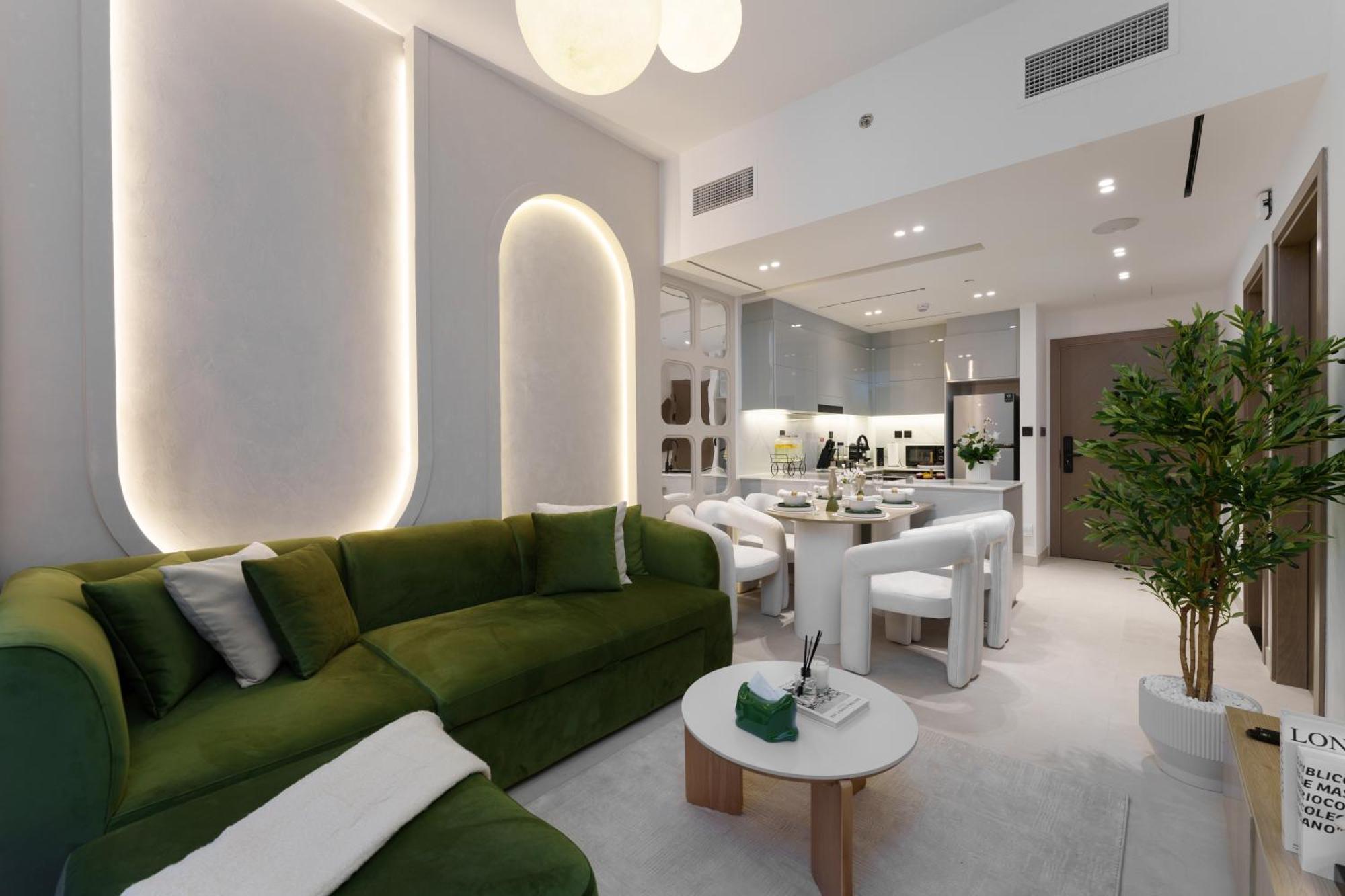 Apartment The Burj And Canal Views Dubai