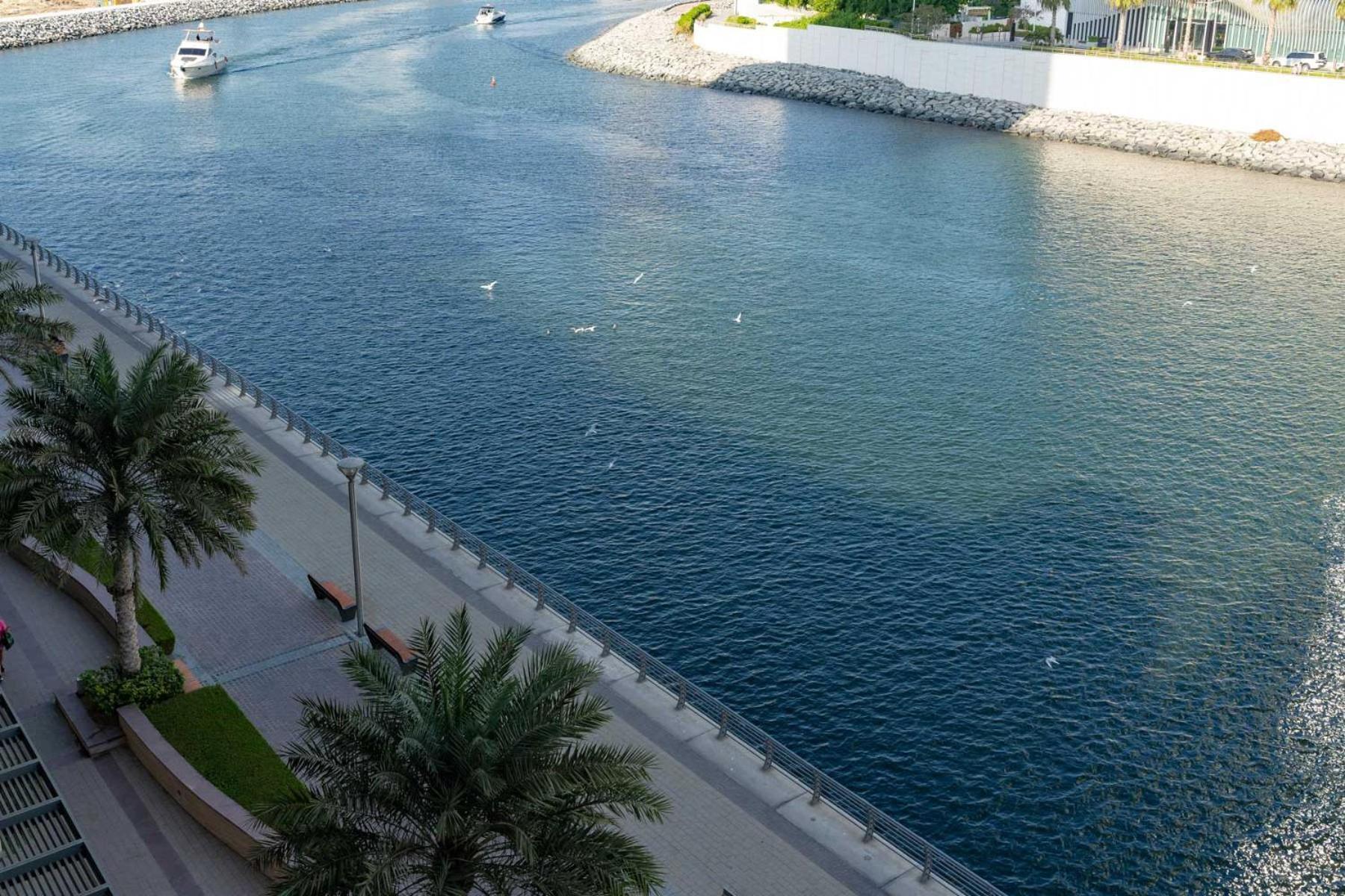 Cozy And Stunning Waterfront One Bed * Dubai